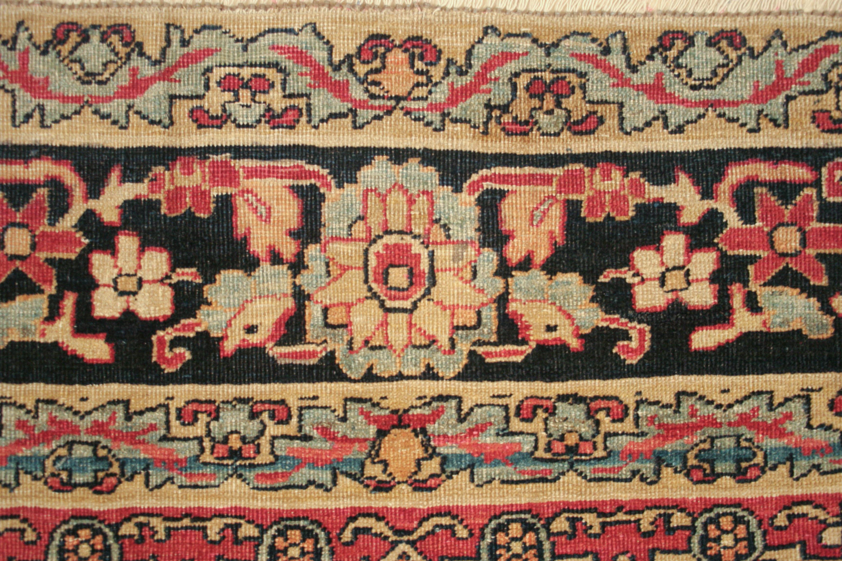 Azerbaïdjanais Tapis ancien Lavar Kirman avec palmettes et cyprès en vente