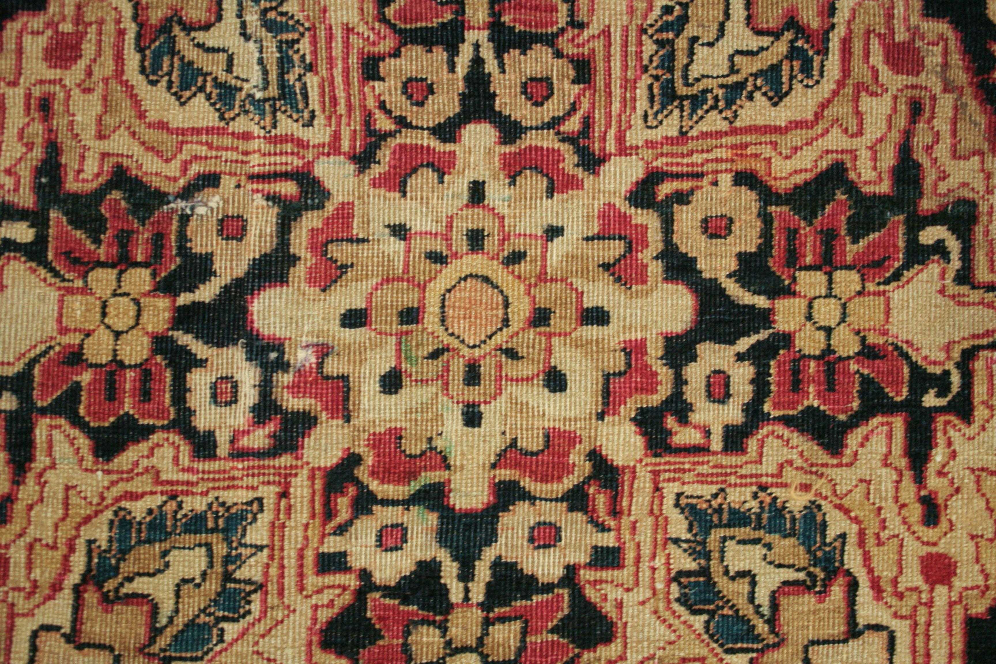 Tapis ancien Lavar Kirman avec palmettes et cyprès Bon état - En vente à Milan, IT