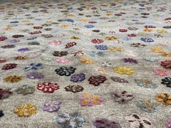 Tappeto “Mauro Little Flowers” di Jan Kath