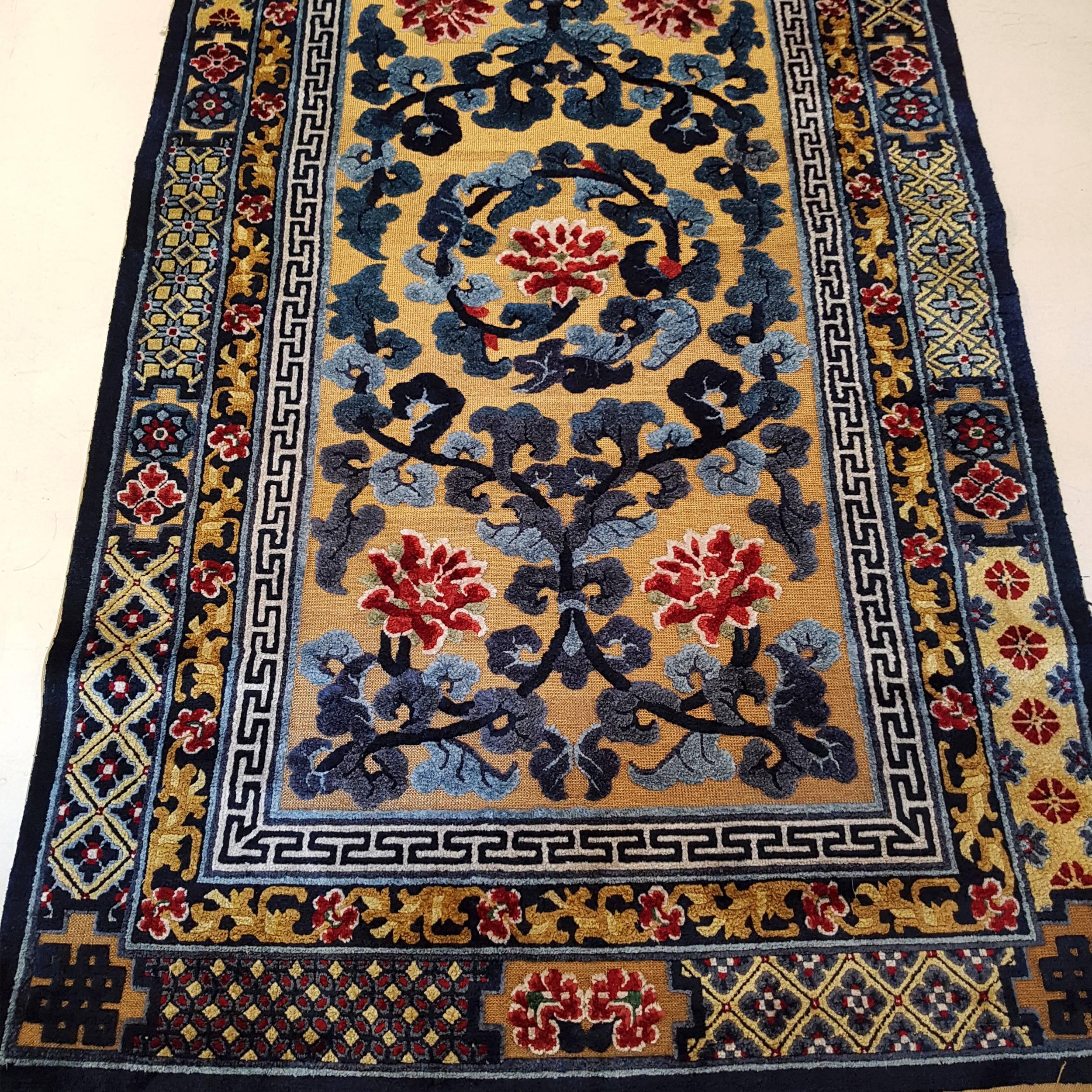 Silk and Metallic Thread Chinese Rug with Lotus Flowers 1