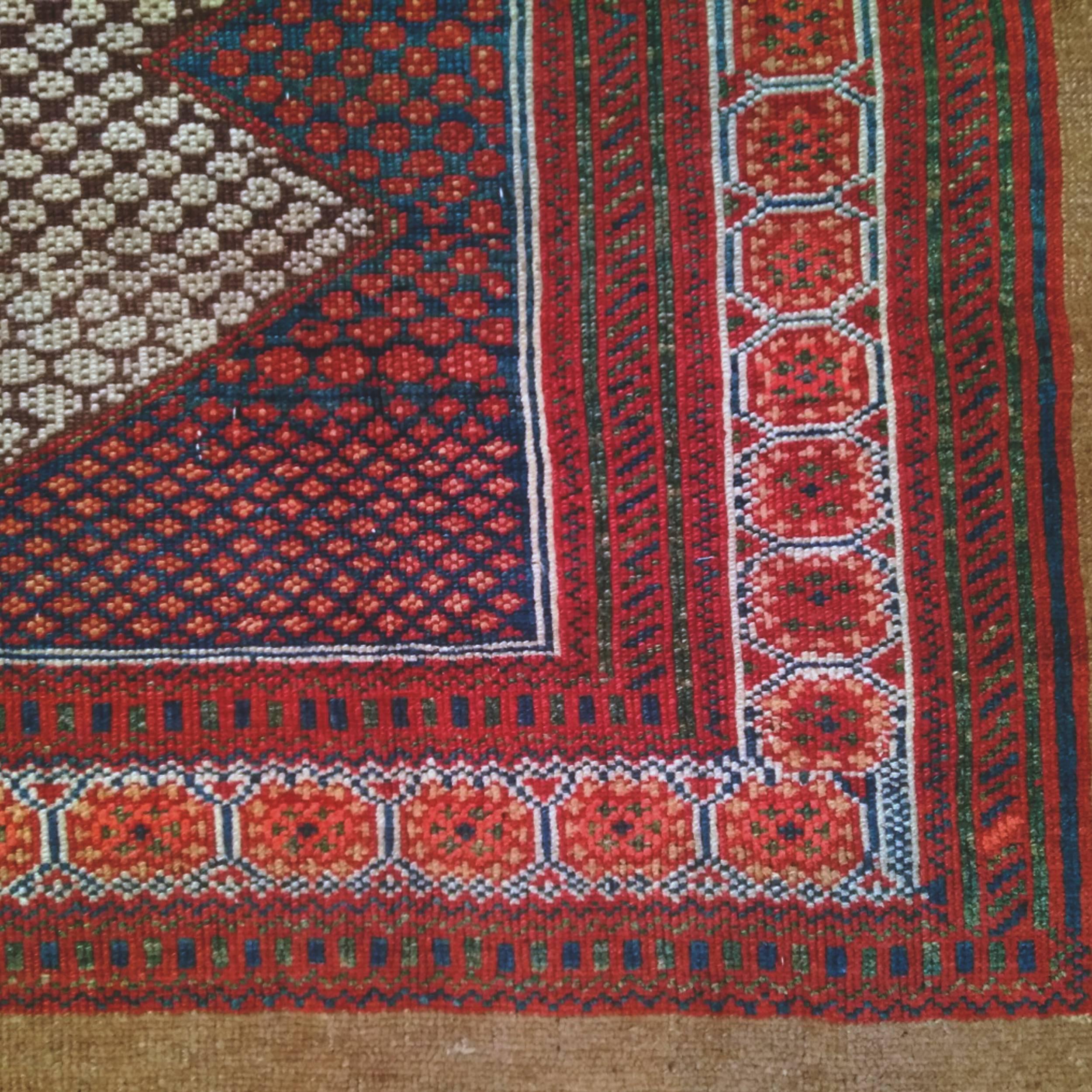 Bakshaish Antique Northwest Persian Carpet