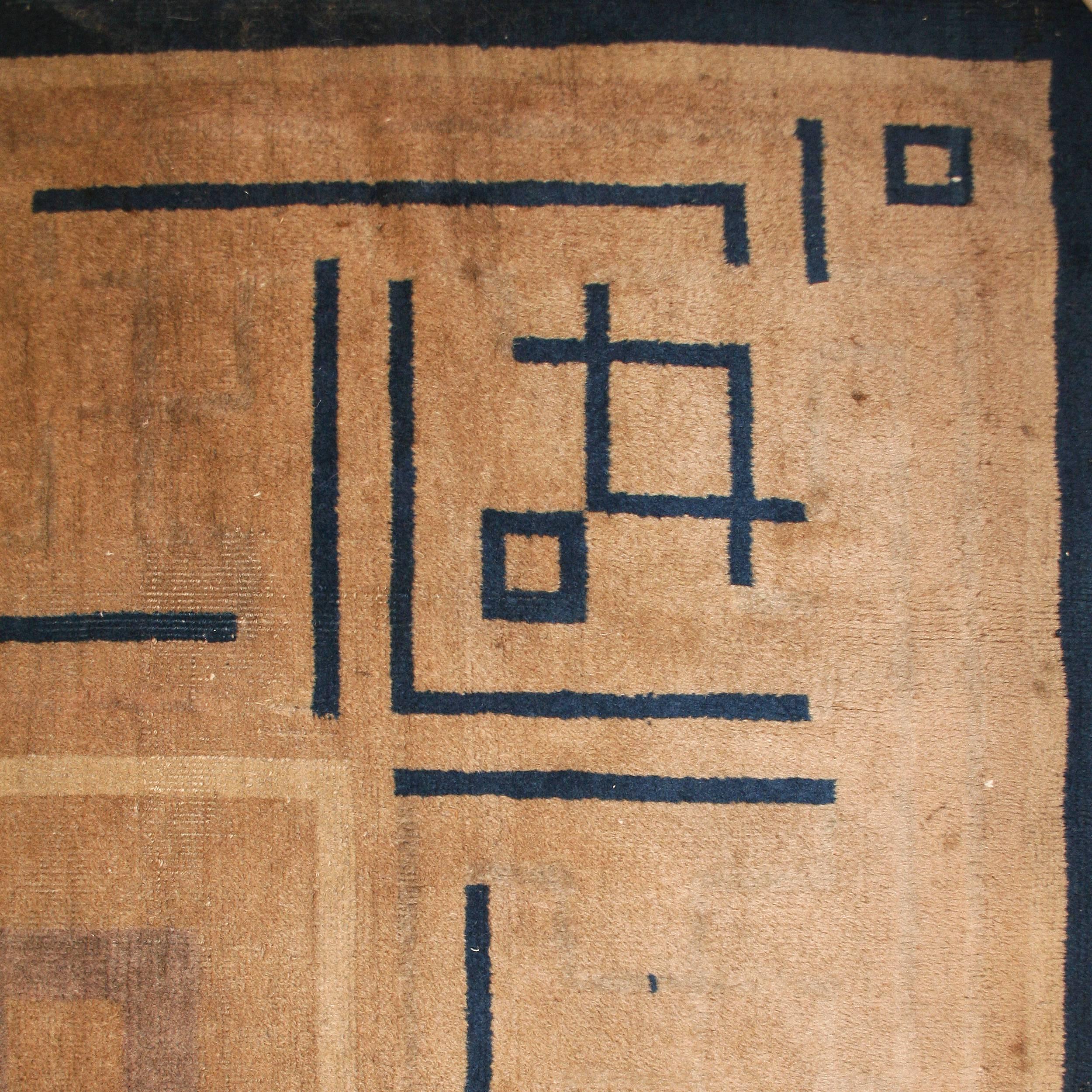 Shabby Chic Chinesischer Vintage-Teppich im Used-Stil (Handgeknüpft) im Angebot