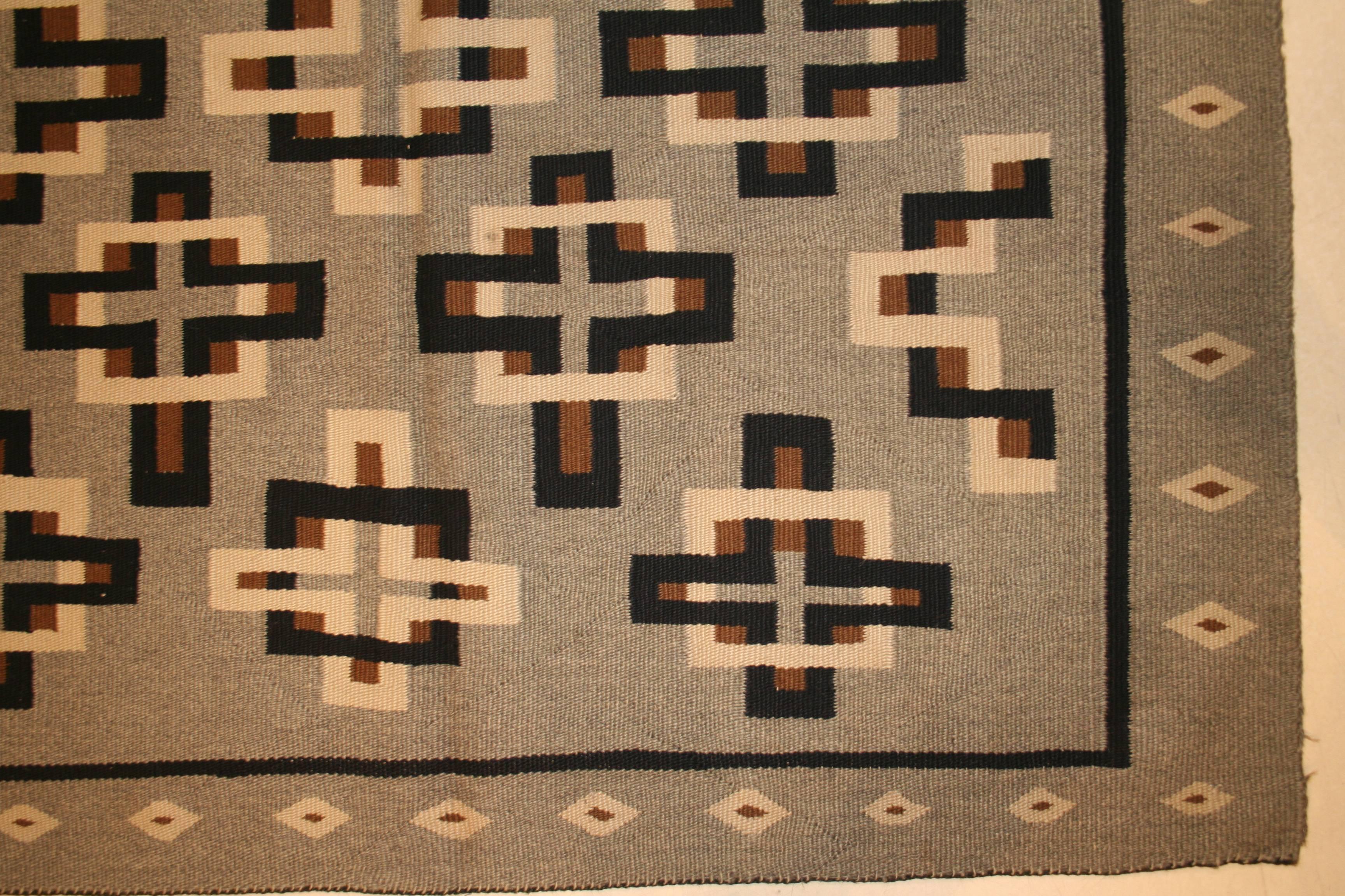 Américain Tapis Navajo ancien régional en vente