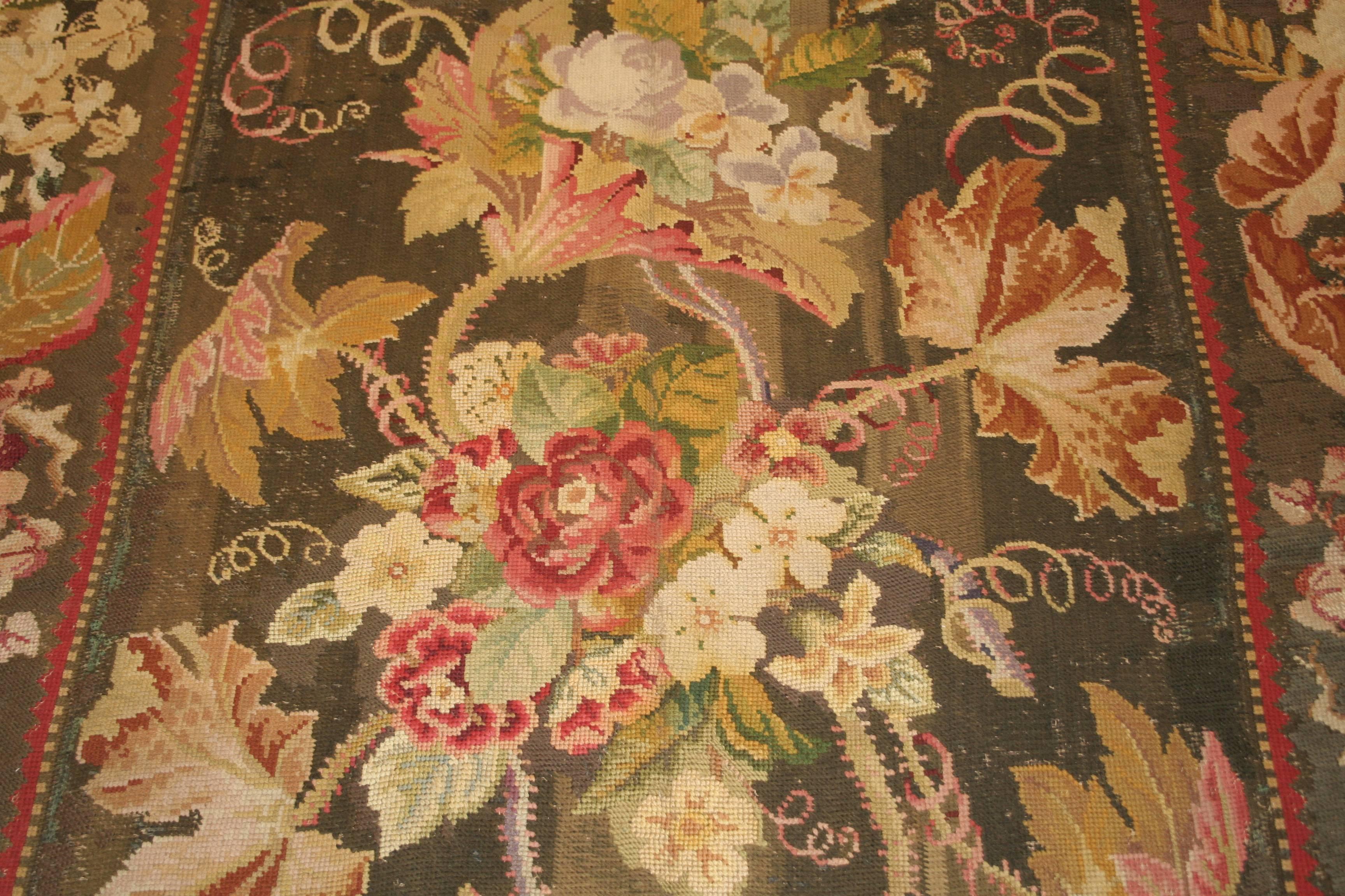 Alfombra de aguja inglesa antigua verde bosque de principios de la época victoriana Inglés en venta