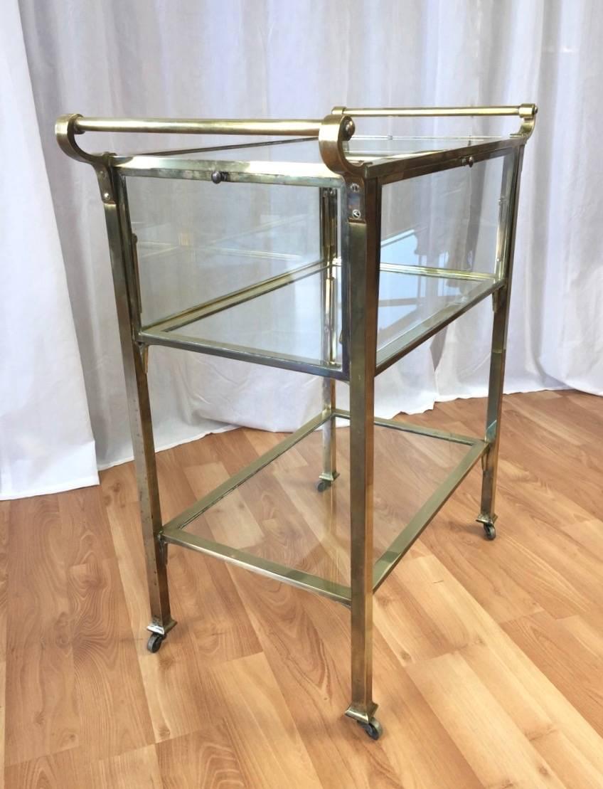 French Hollywood Regency Brass and Glass Vitrine-Top Cocktail Cart or Server