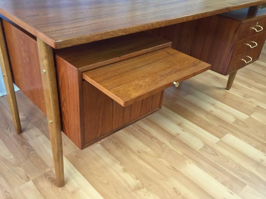 Mid-20th Century Teak and Oak Floating Top Executive Desk by Torben Strandgaard