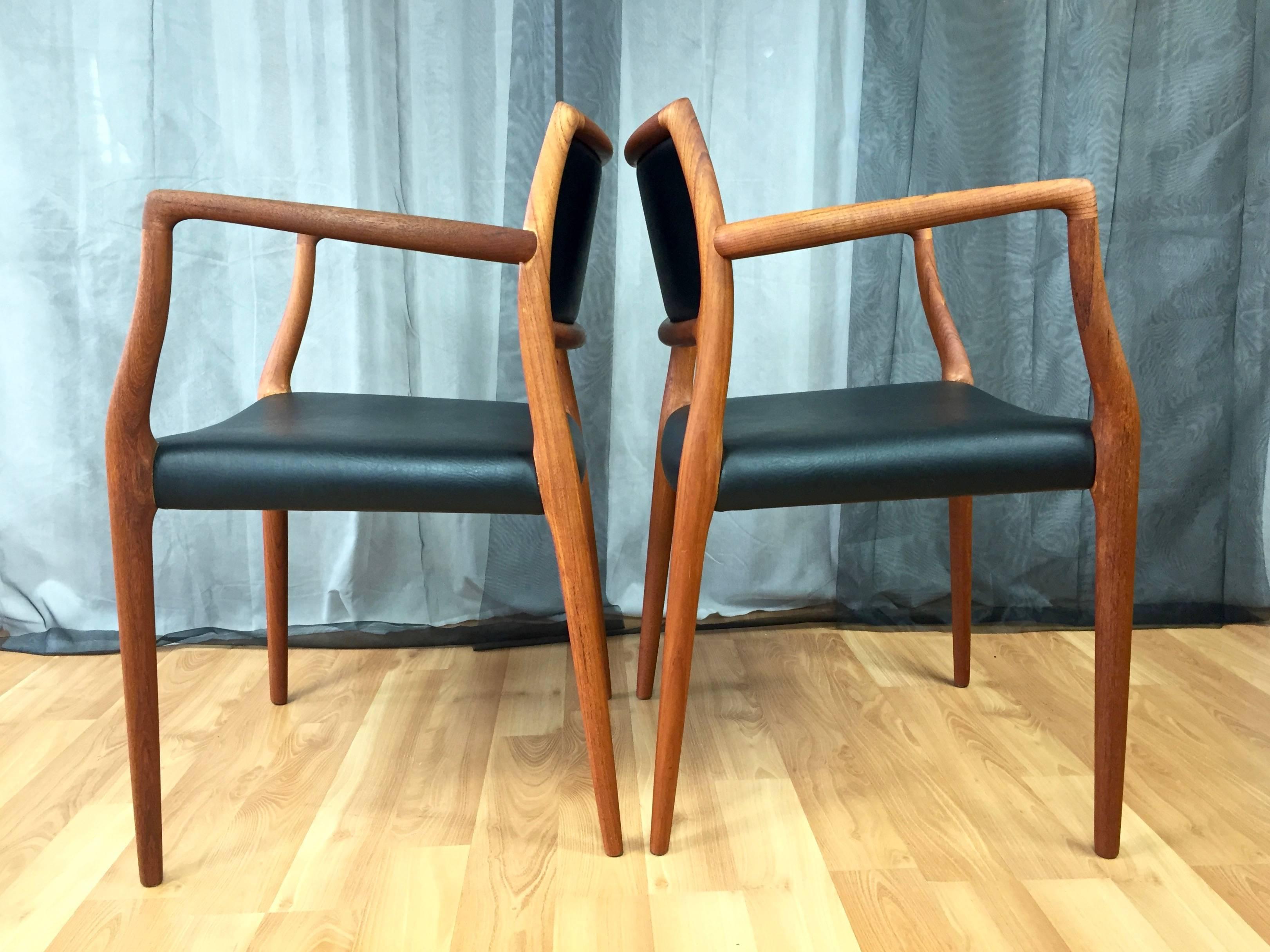 Pair of Teak and Leather Model 65 Dining Chairs by Niels Møller In Excellent Condition In San Francisco, CA