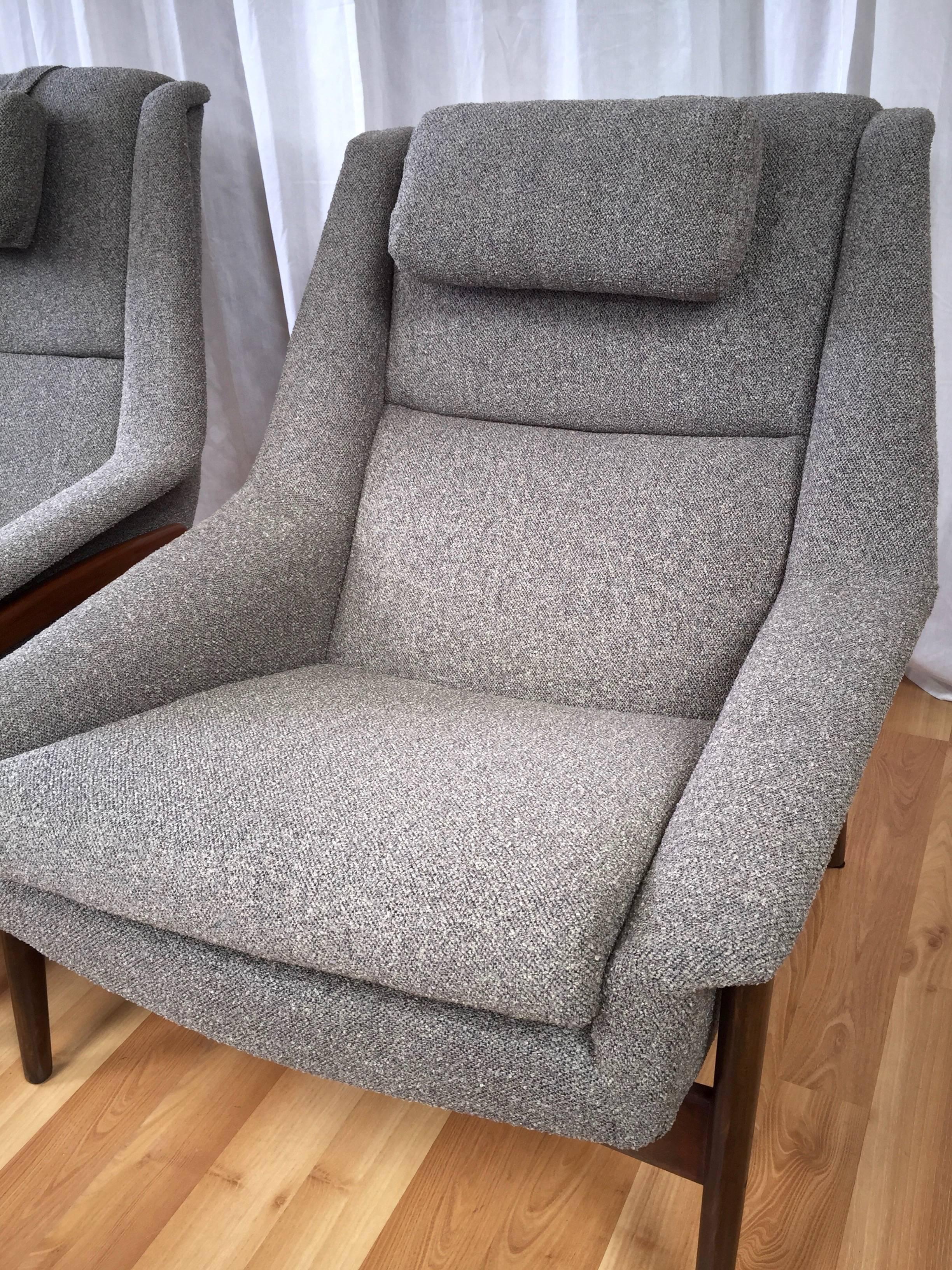 3 Piece Set of Folke Ohlsson for DUX Lounge Chairs and Ottoman *SATURDAY SALE In Good Condition In San Francisco, CA