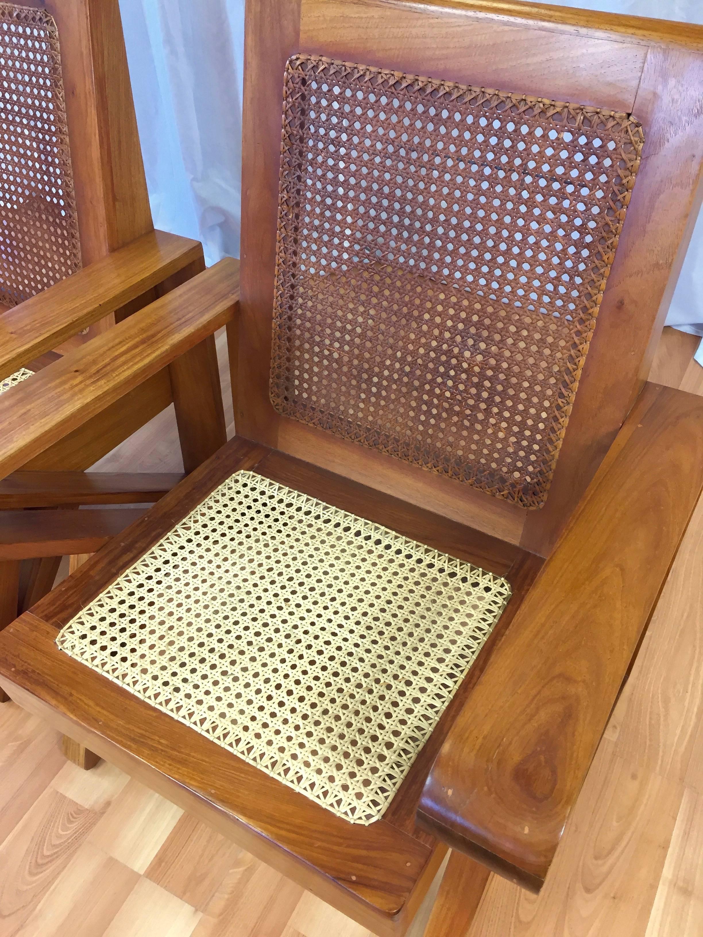 Uncommon Pair of Hawaiian Koa Wood and Woven Cane Lounge Chairs In Good Condition In San Francisco, CA