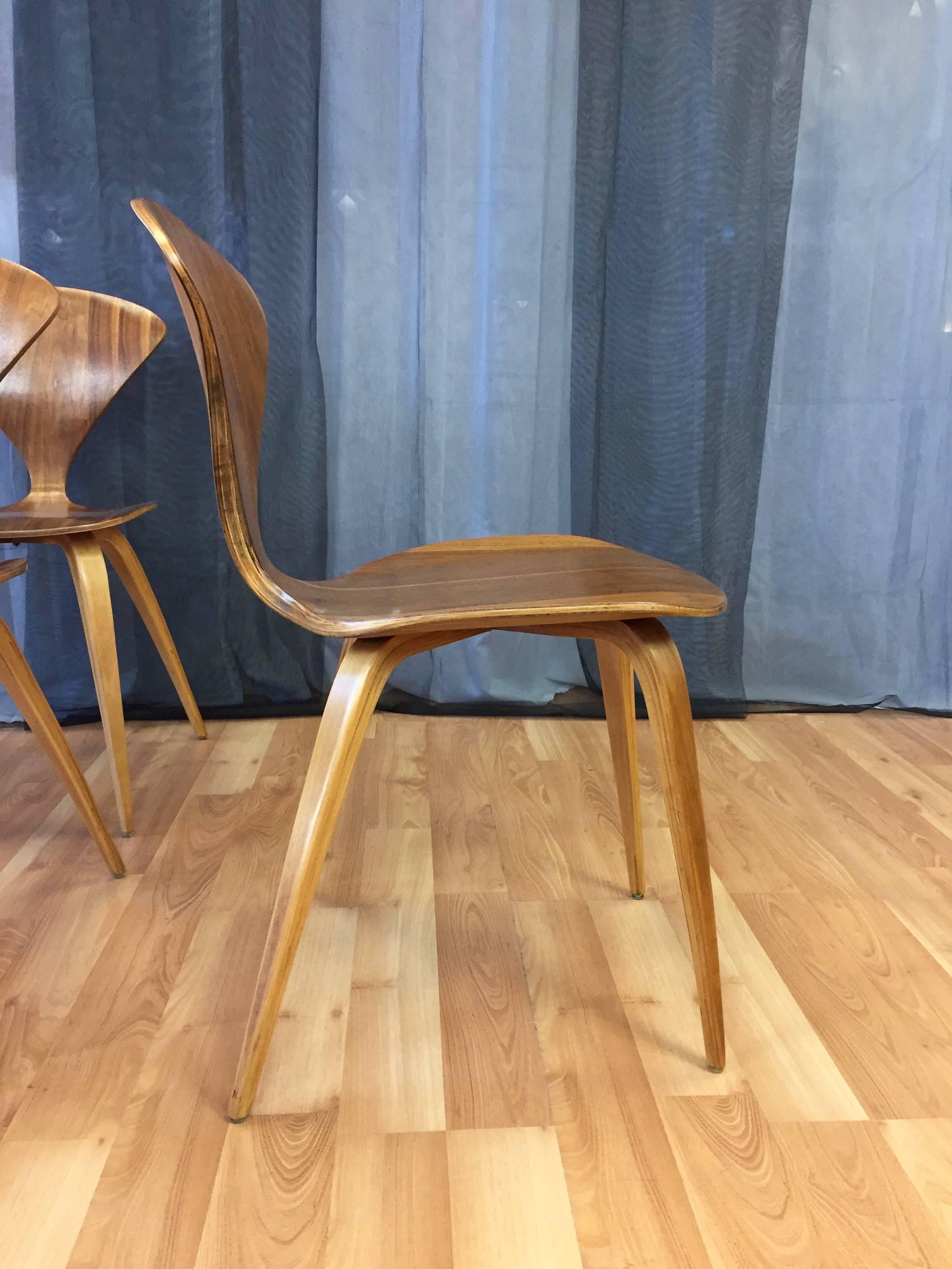 Set of Four Vintage Cherner Side Chairs for Plycraft In Good Condition In San Francisco, CA