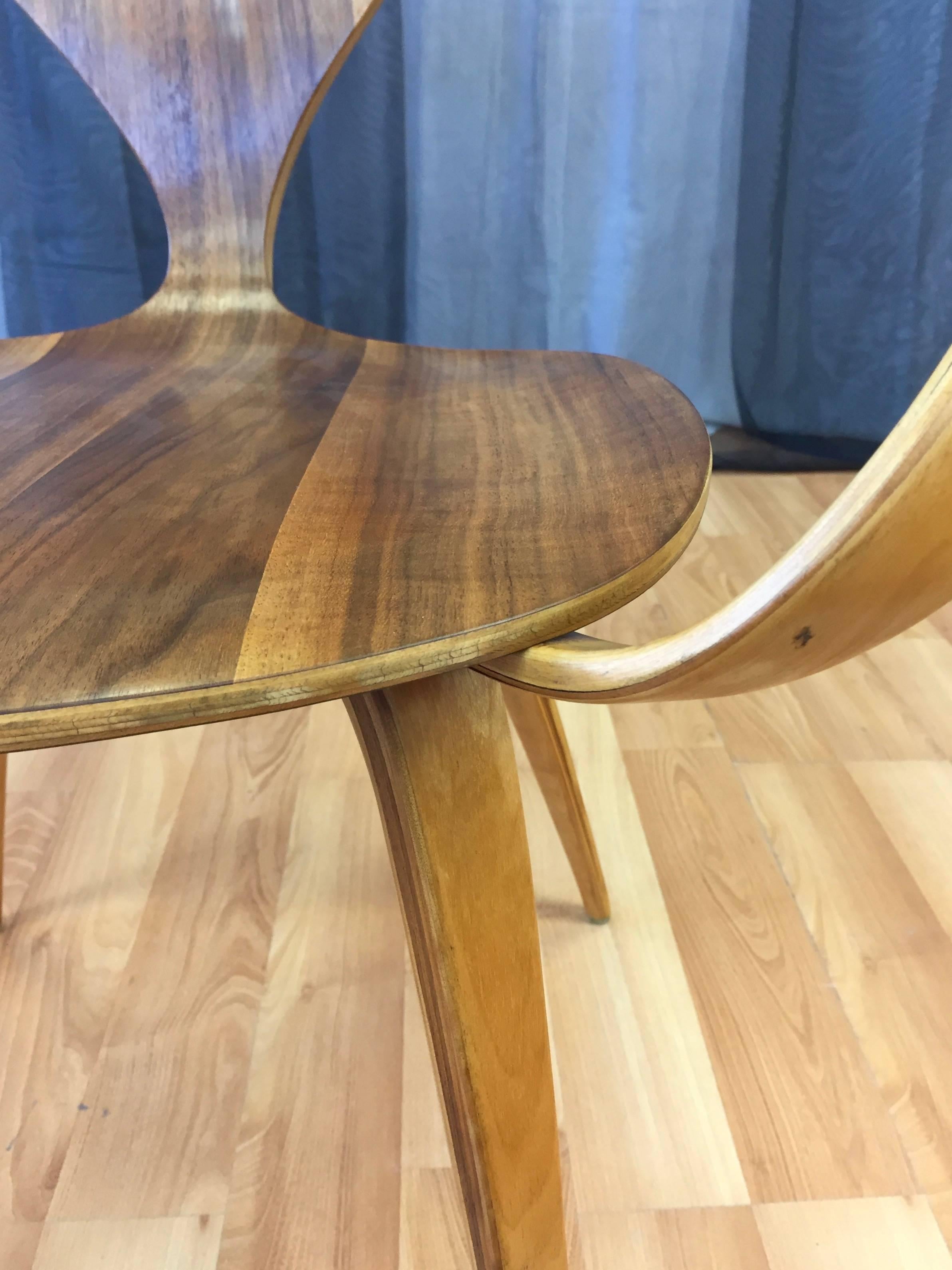 Walnut and Birch Vintage Cherner Armchair for Plycraft In Good Condition In San Francisco, CA