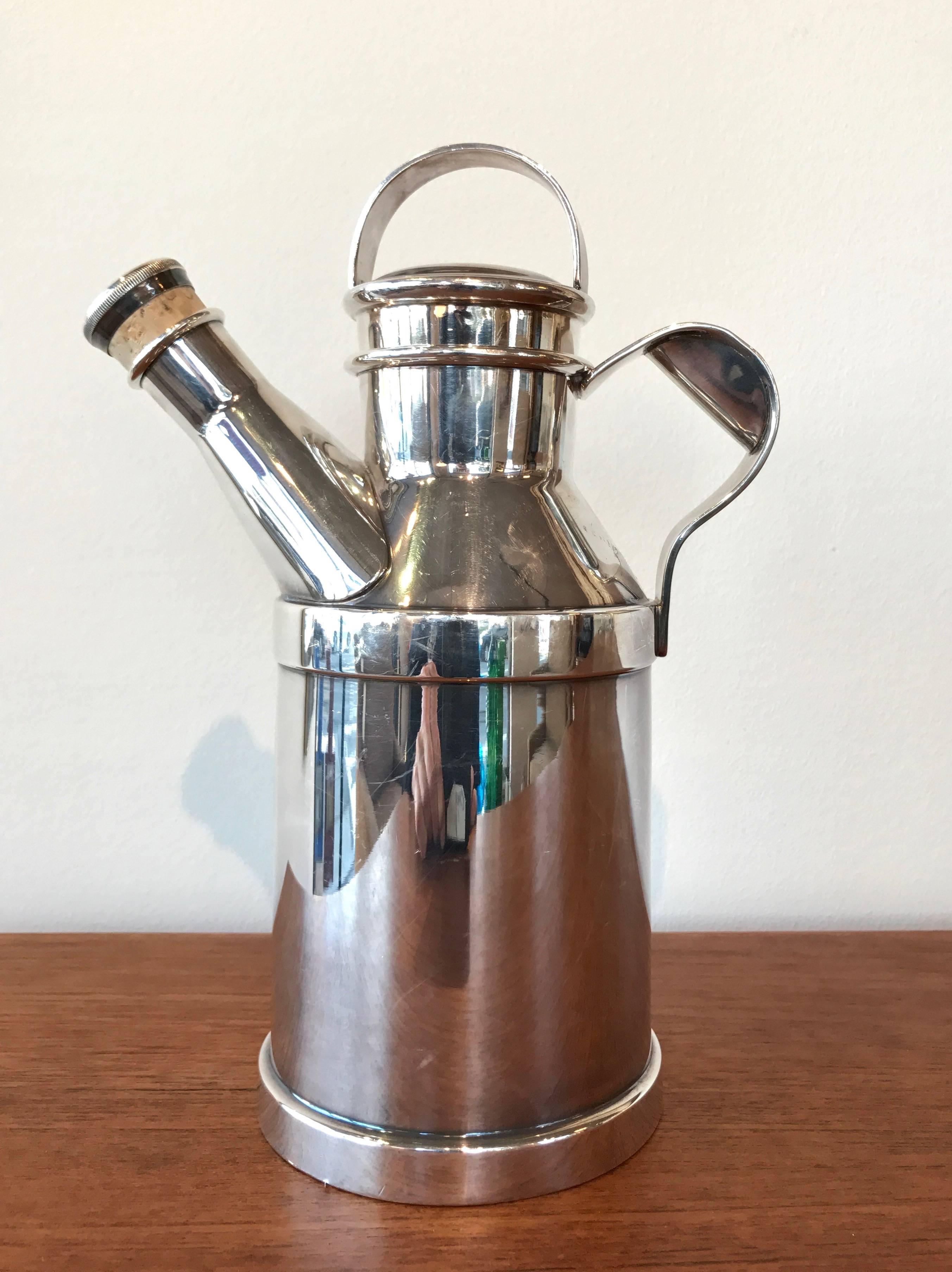 Reed & Barton Silverplate “Milk Jug” Cocktail Shaker In Good Condition In San Francisco, CA