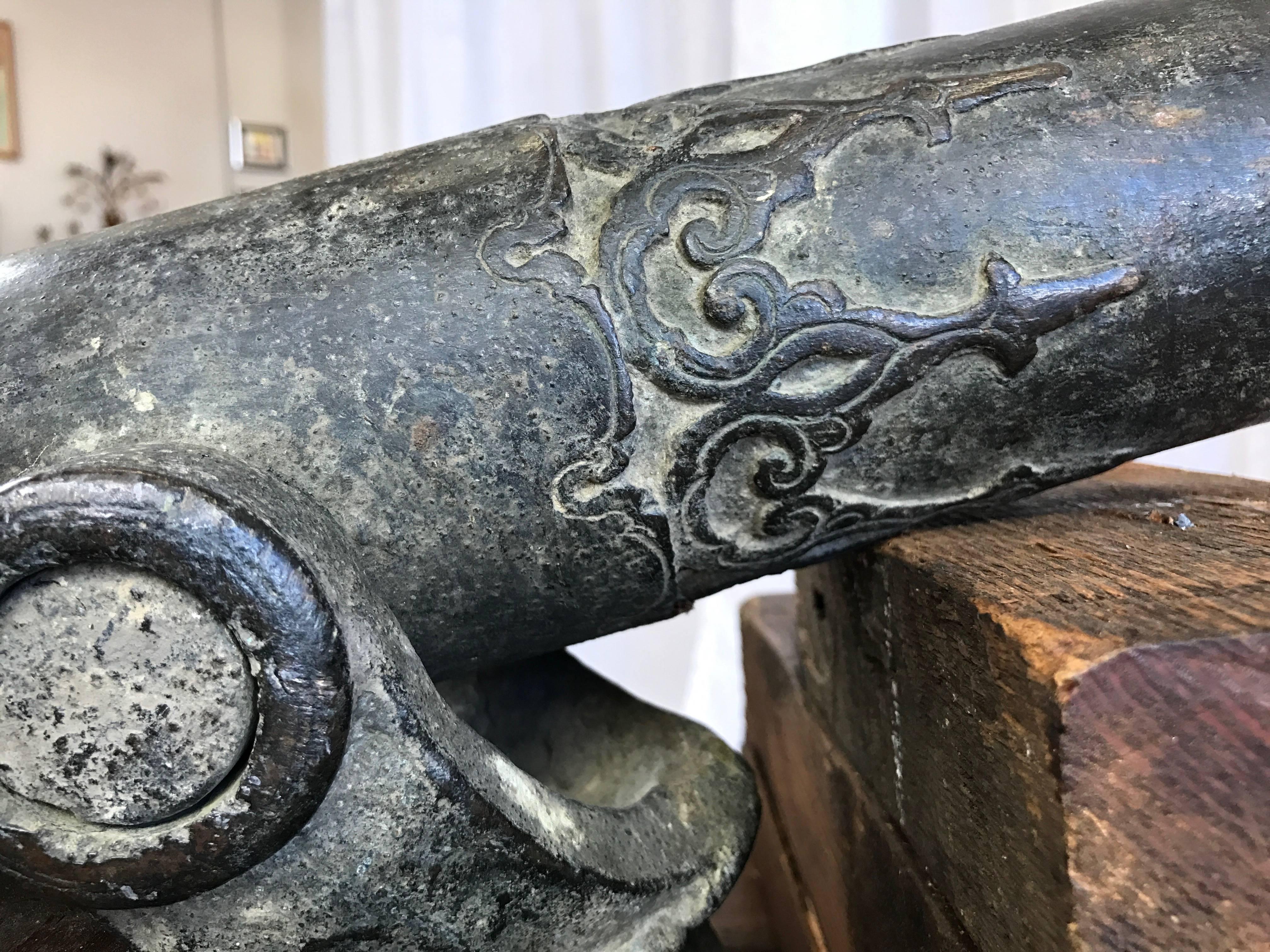 18th Century Bronze Lantaka Cannon on Custom Wood Carriage In Good Condition In San Francisco, CA