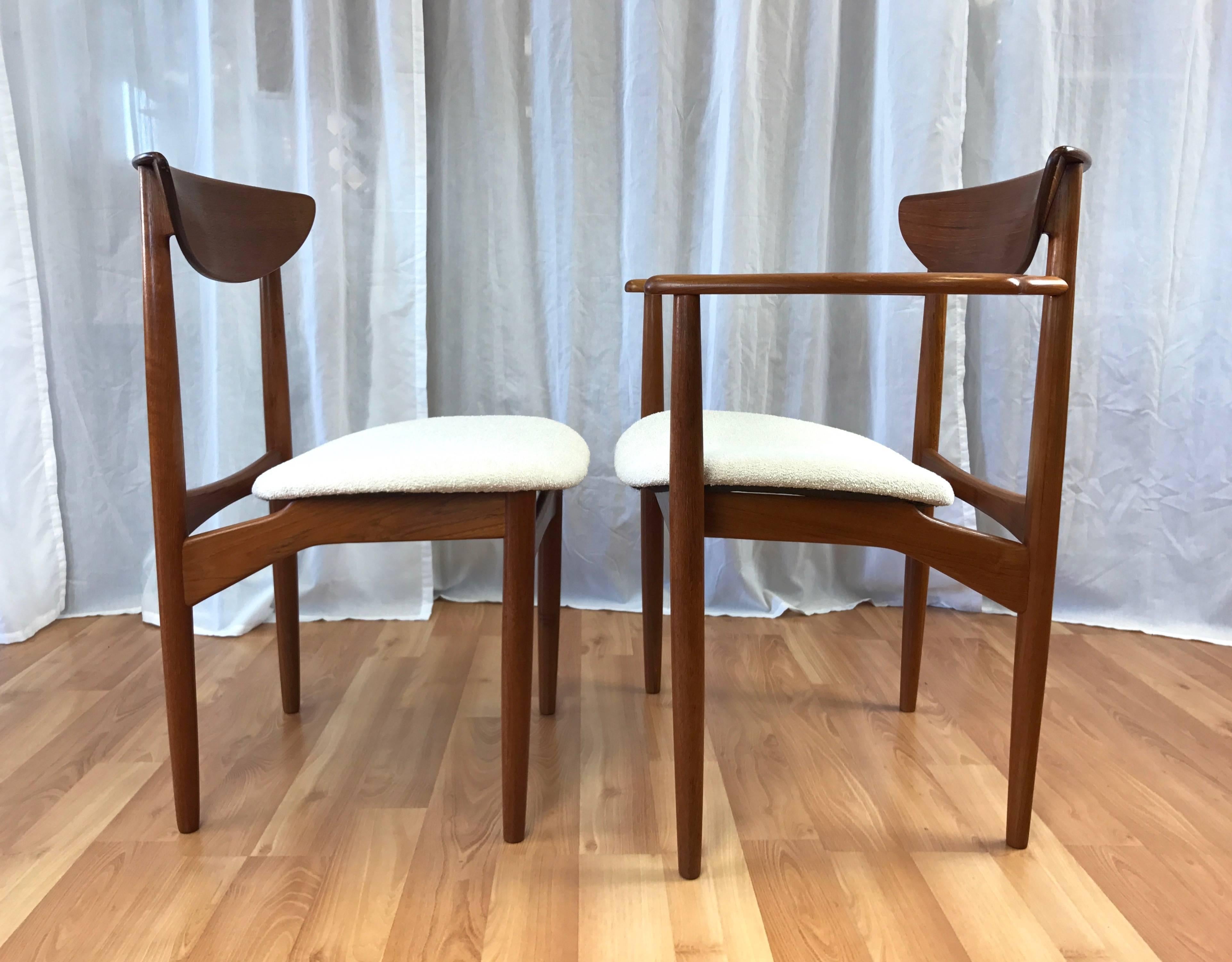 Set of Seven Uncommon Hvidt and Mølgaard-nielsen Teak Dining Chairs In Excellent Condition In San Francisco, CA