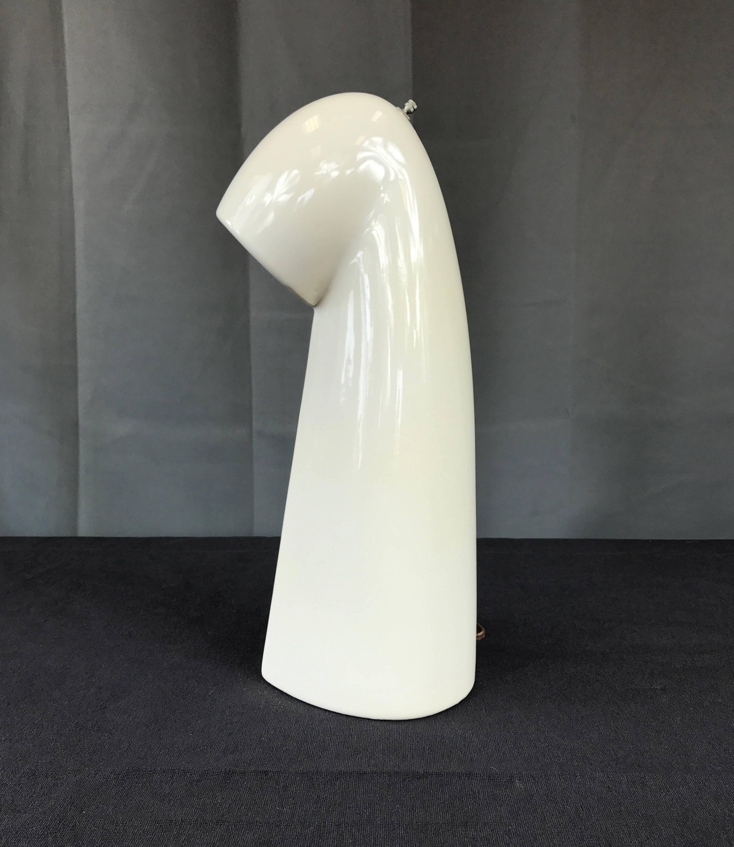 Italian Vistosi-Style Mid-Century Modern White Ceramic Table Lamp