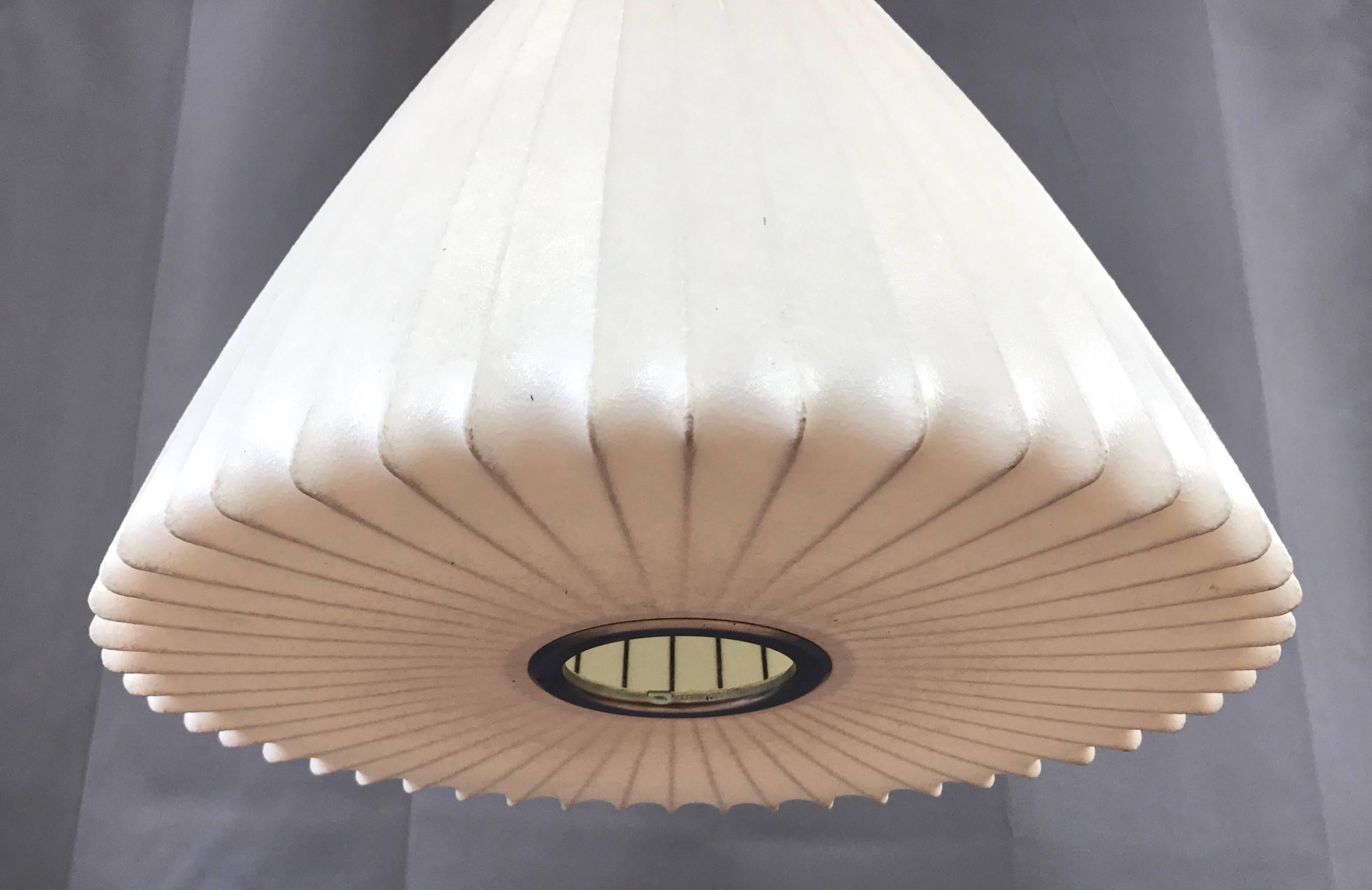 Milieu du XXe siècle Lampe à suspension vintage George Nelson pour Howard Miller Bell en vente
