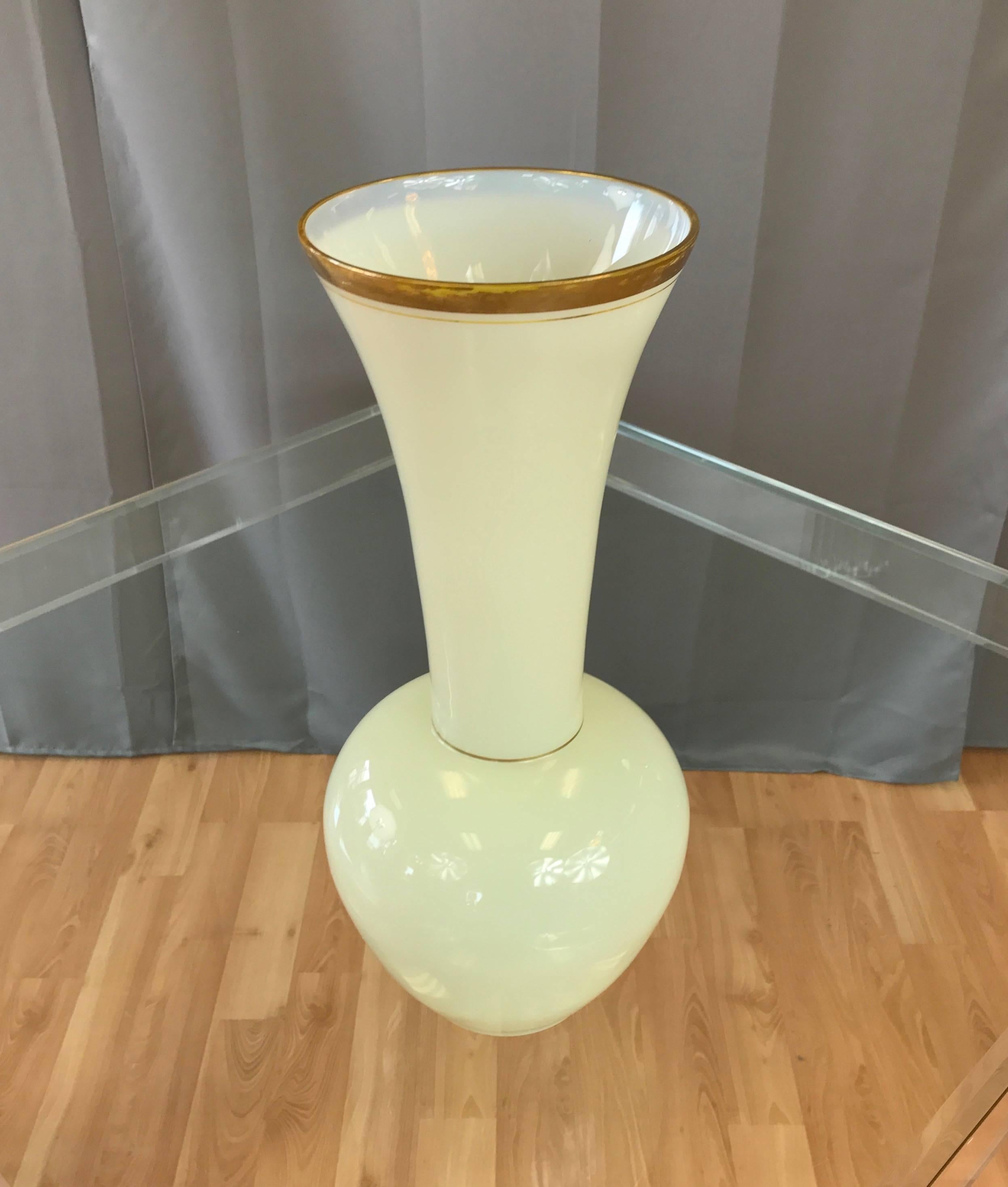 Hollywood Regency Large Cenedese Green Opaline Murano Glass Vase