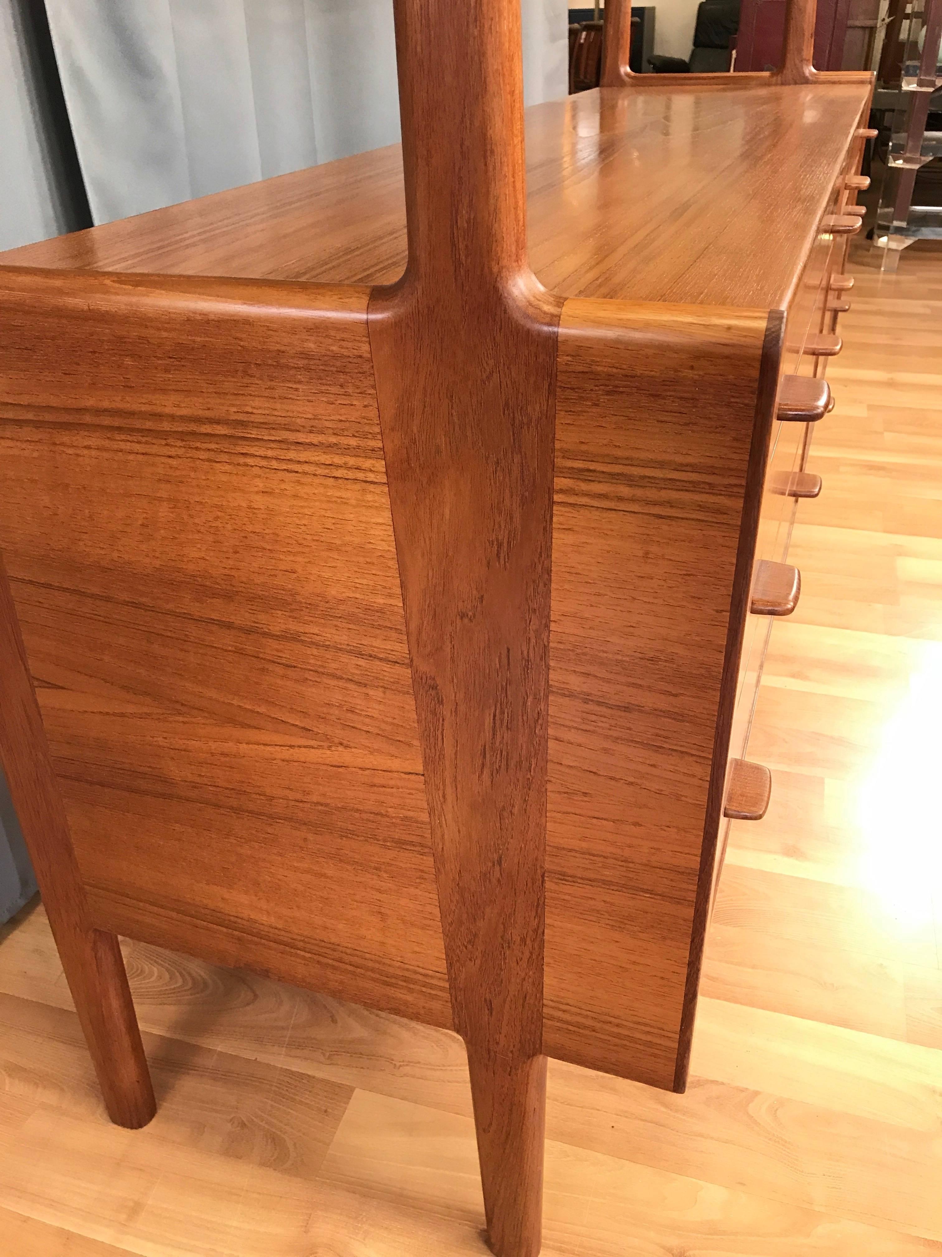 Hans Wegner for Ry Møbler “Model 20” Teak Sideboard In Good Condition In San Francisco, CA