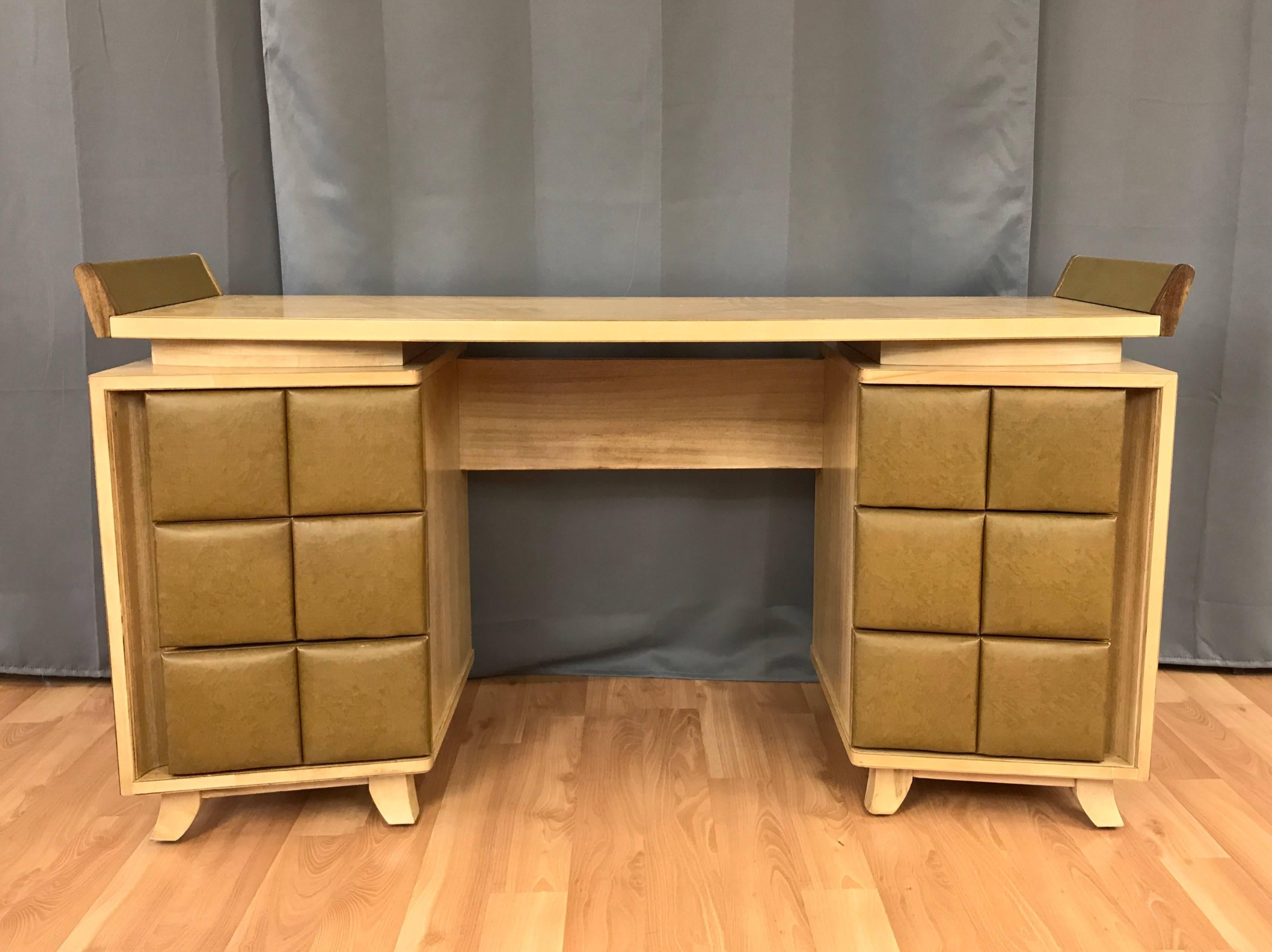 Gilbert Rohde for Herman Miller Vanity and Bench Set In Good Condition In San Francisco, CA