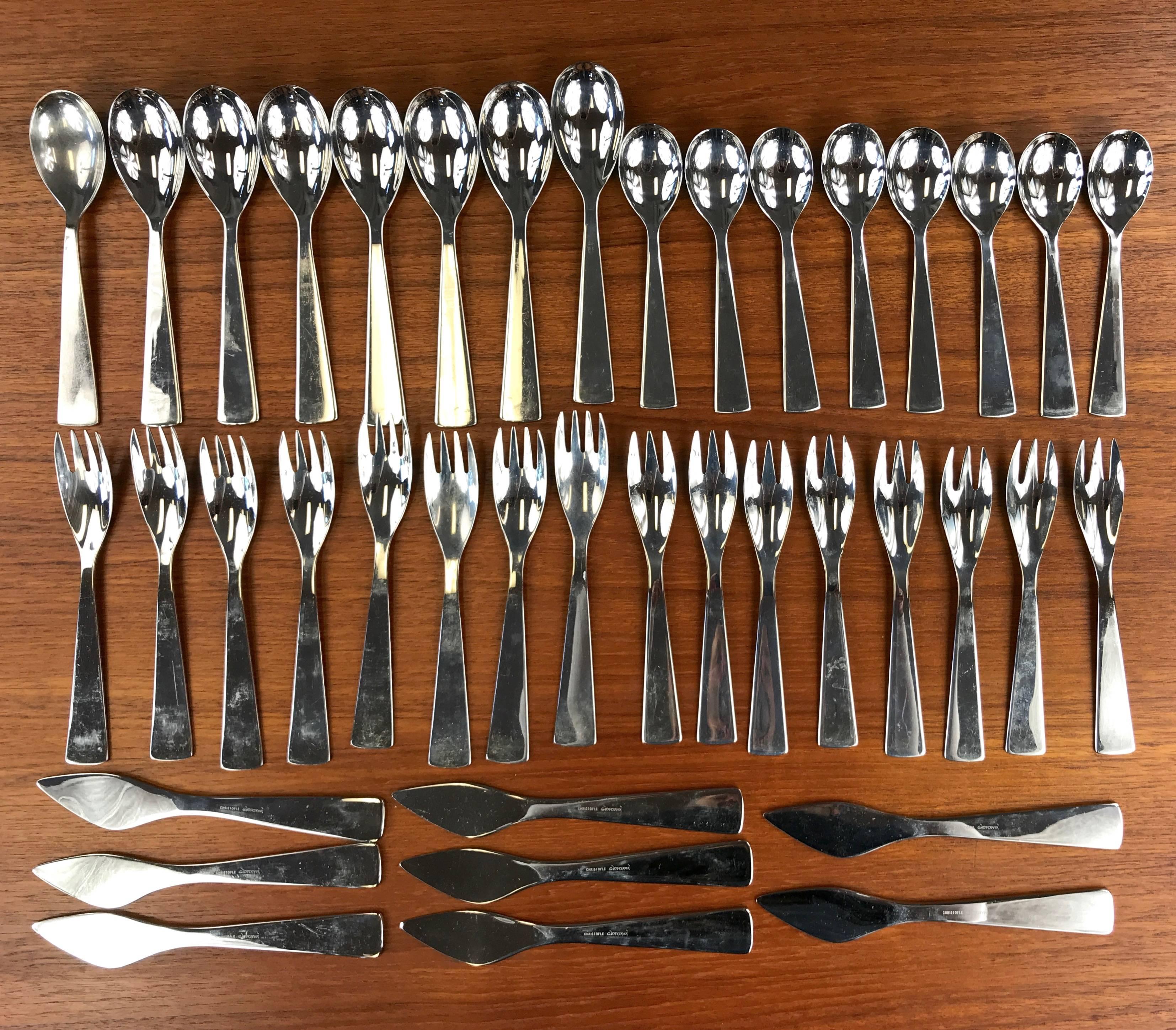 A “Ponti 400” 40-piece stainless steel flatware service for eight by Gio Ponti and produced by Christofle.

Designed in 1951 for Fraser Krupp, the pattern has fabulous modernist lines and displays Ponti’s talent for imbuing geometric forms with