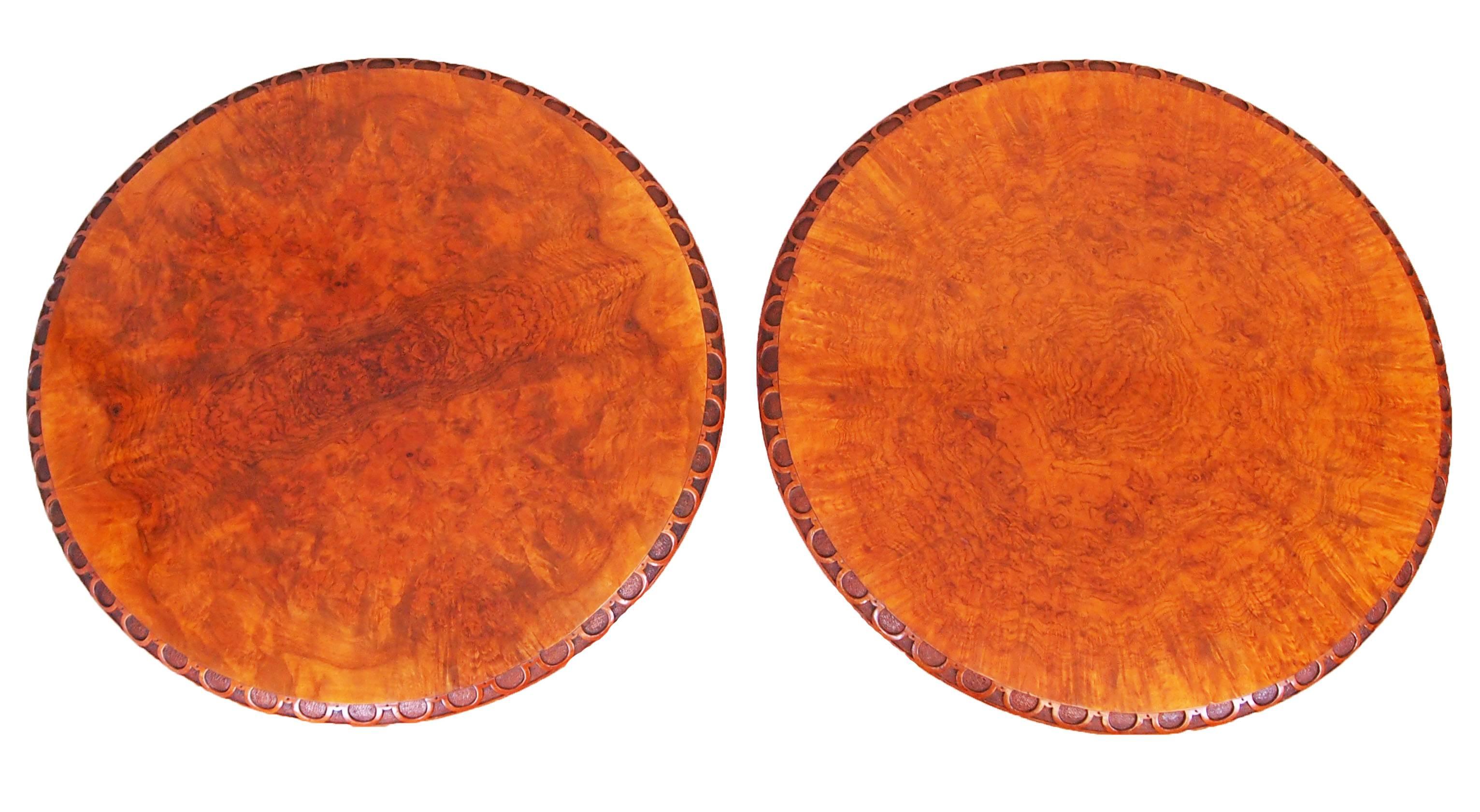English Antique 19th Century Pair of Walnut Lamp Tables