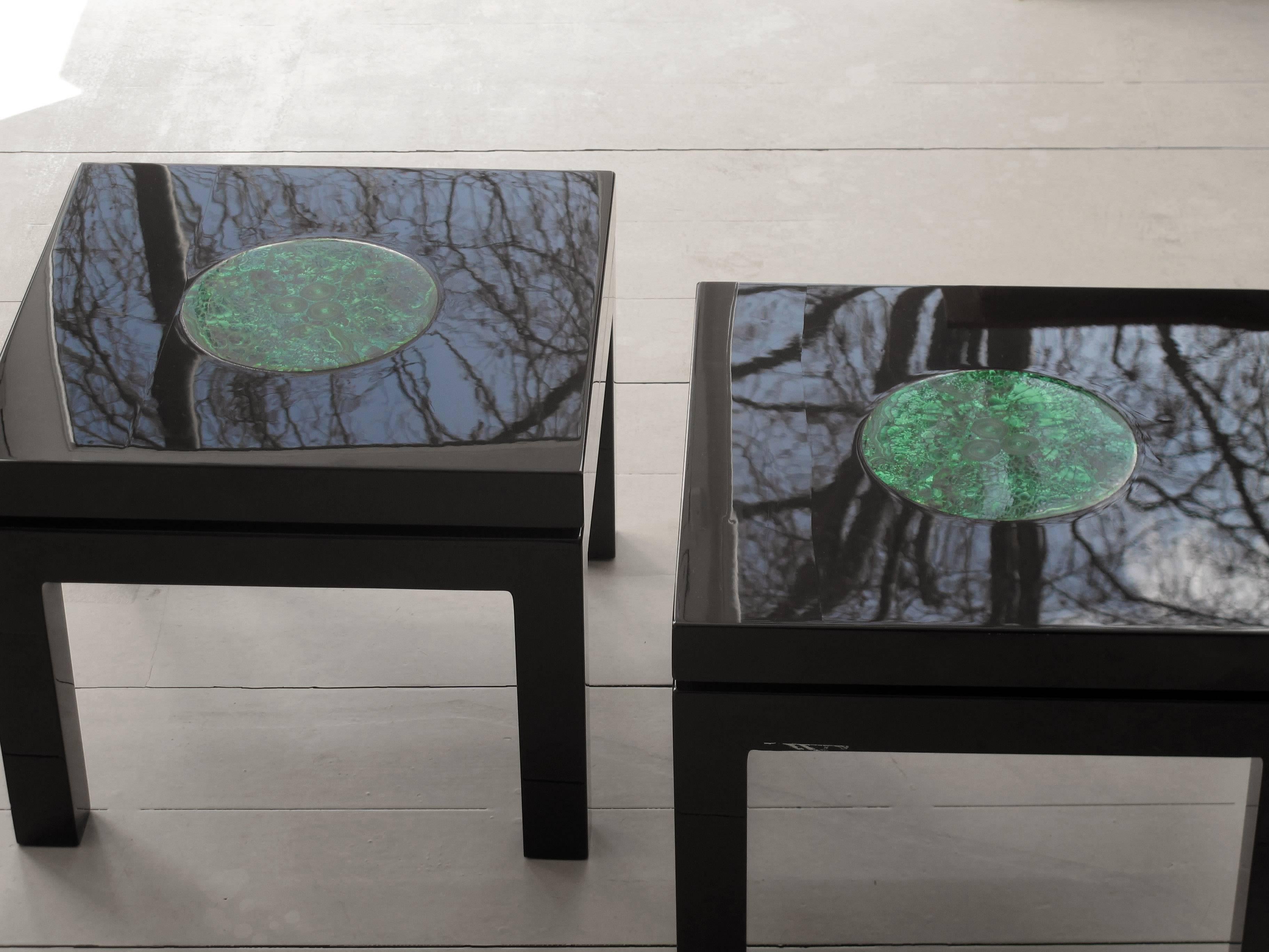 Fernand Dresse Pair of Black Lacquer Side Tables with Malachite Inclusions In Good Condition For Sale In London, GB