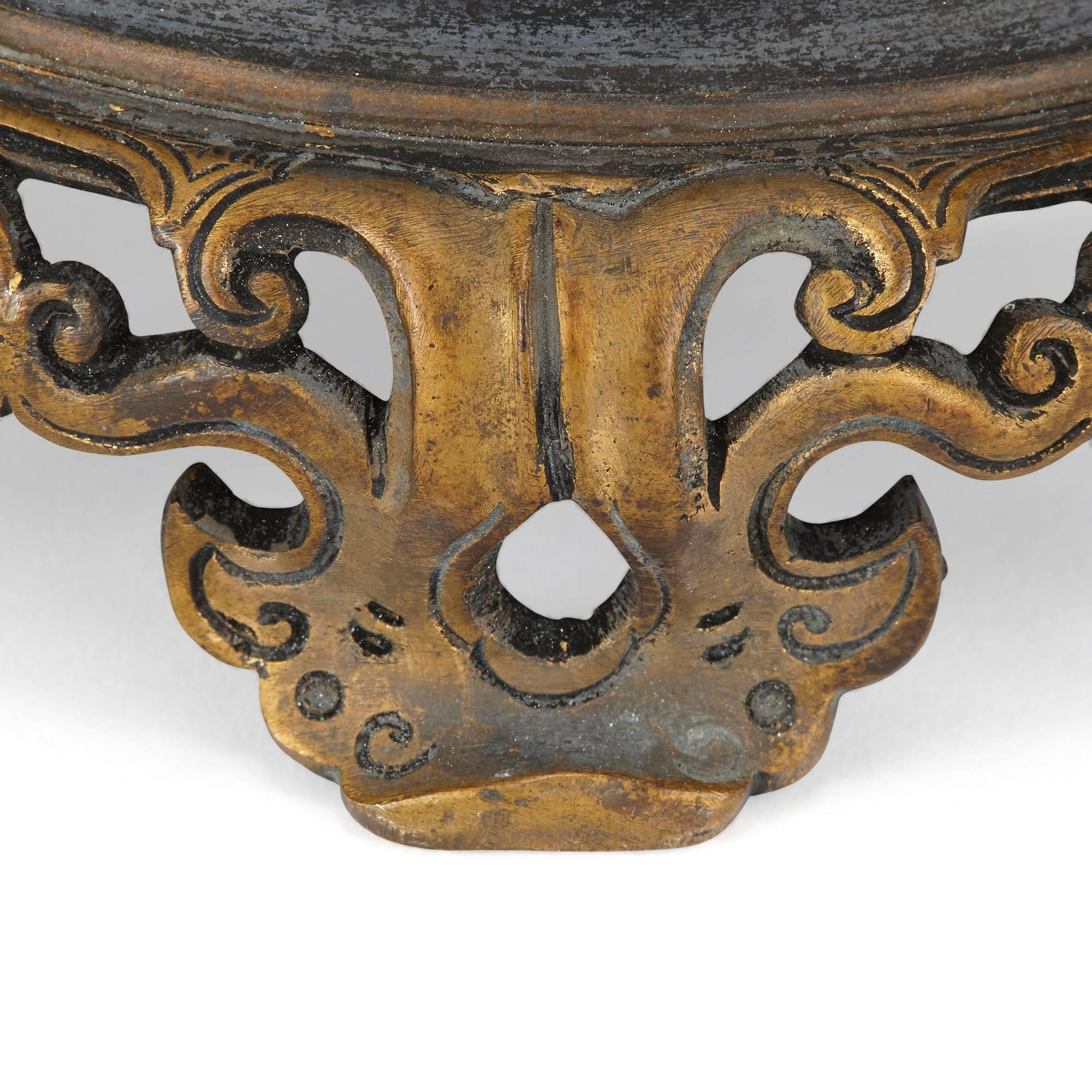 Doré Paire d'anciens vases japonais en émail cloisonné montés en bronze doré en vente