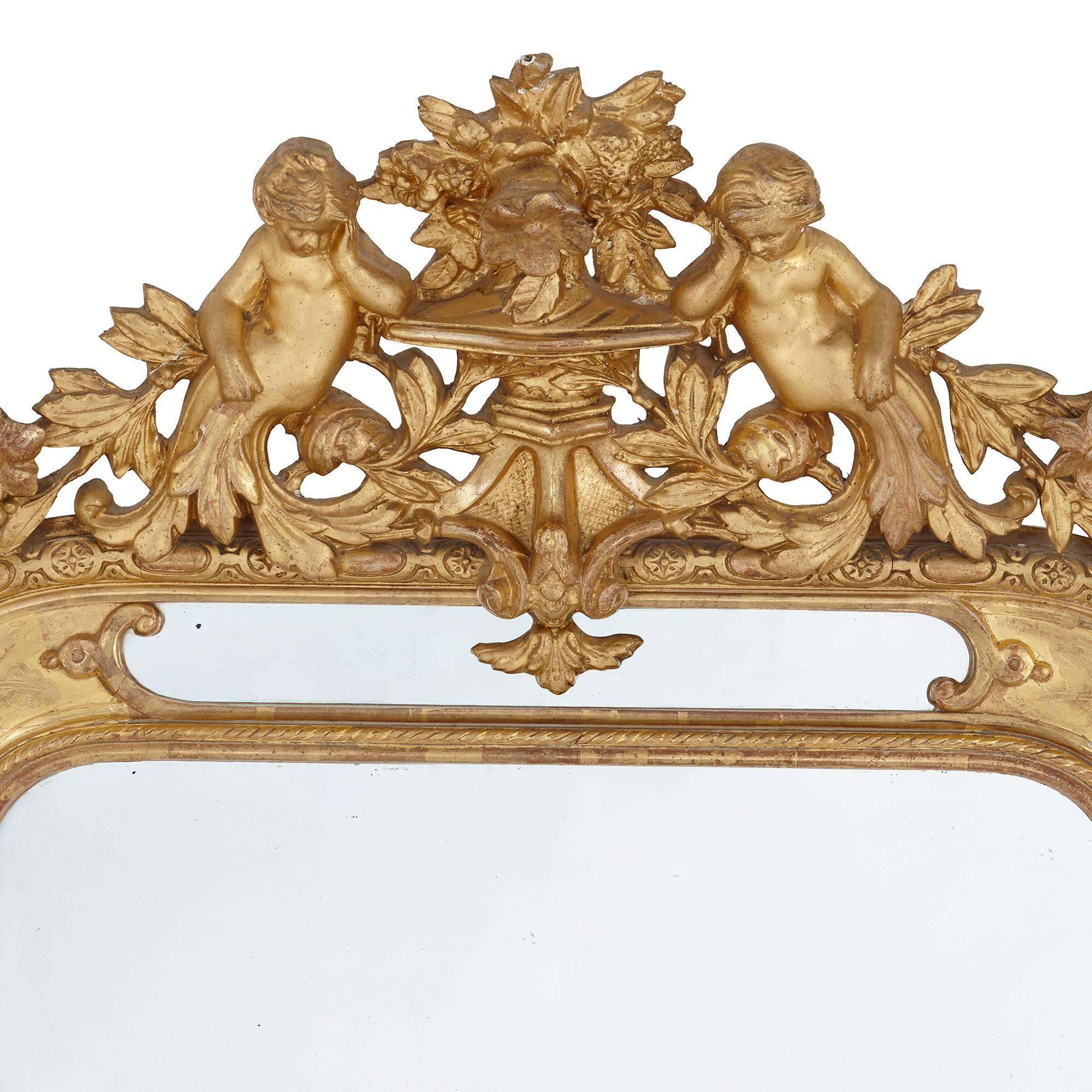 Pair of French Antique Carved Giltwood Mirrors in the Neoclassical Style In Good Condition In London, GB