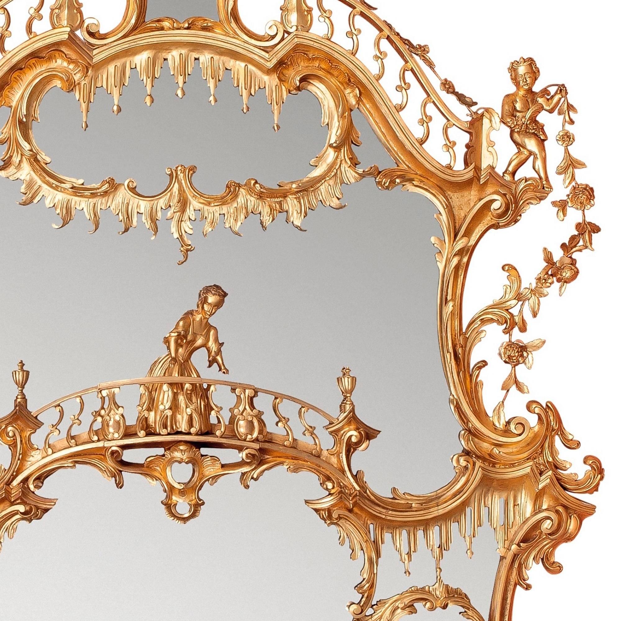 Großer englischer Spiegel aus vergoldetem Holz aus der Zeit William IV. nach Chippendale (Englisch) im Angebot