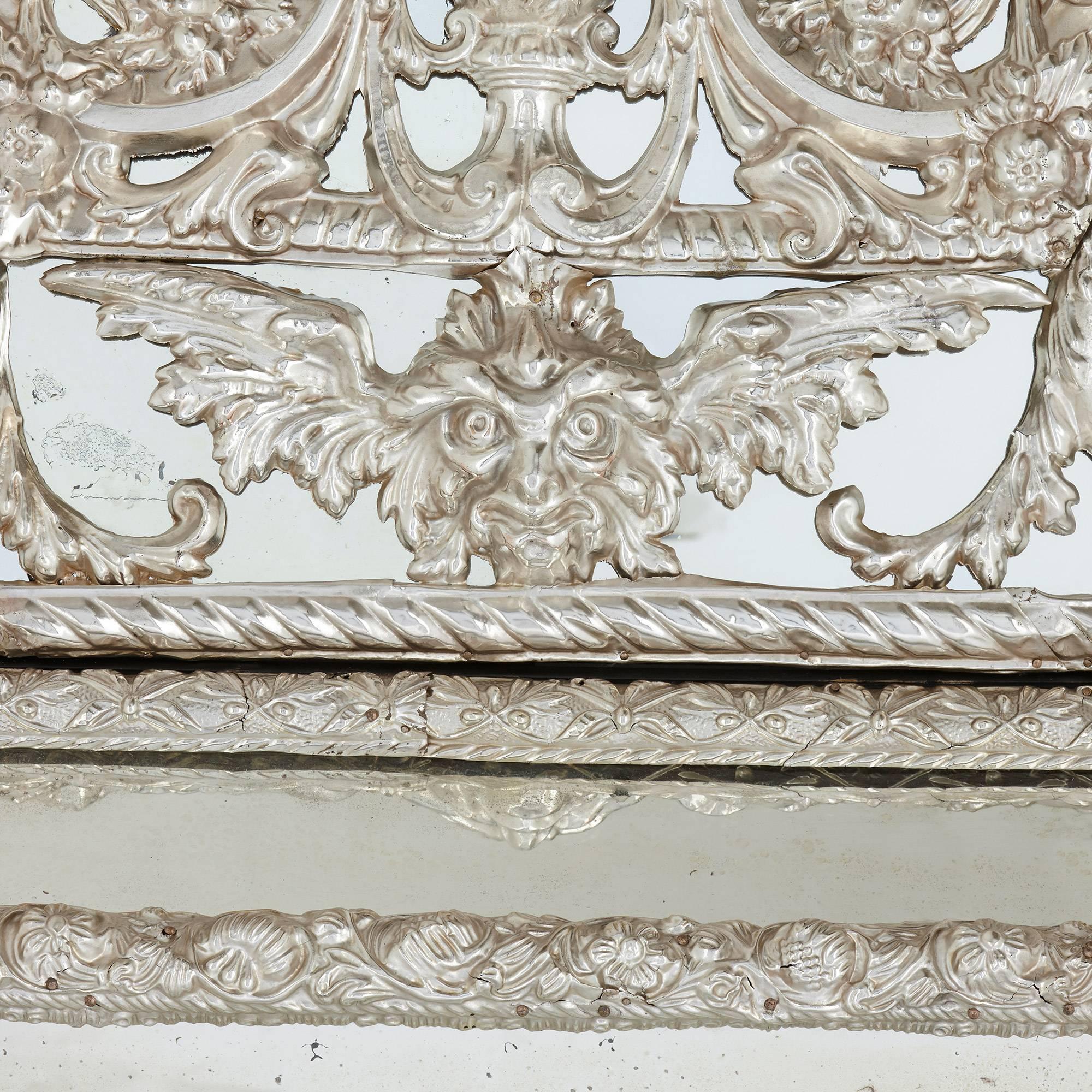 Baroque Grand miroir rectangulaire argenté français ancien de style baroque en vente
