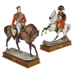 Paire de figurines en porcelaine « Royal Worcester » représentant Wellington et Napoléon