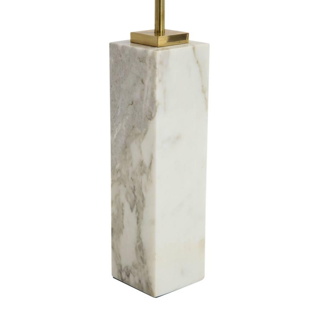 Poli T.H. Lampe de bureau Robsjohn-Gibbings pour Hansen, marbre blanc et laiton en vente