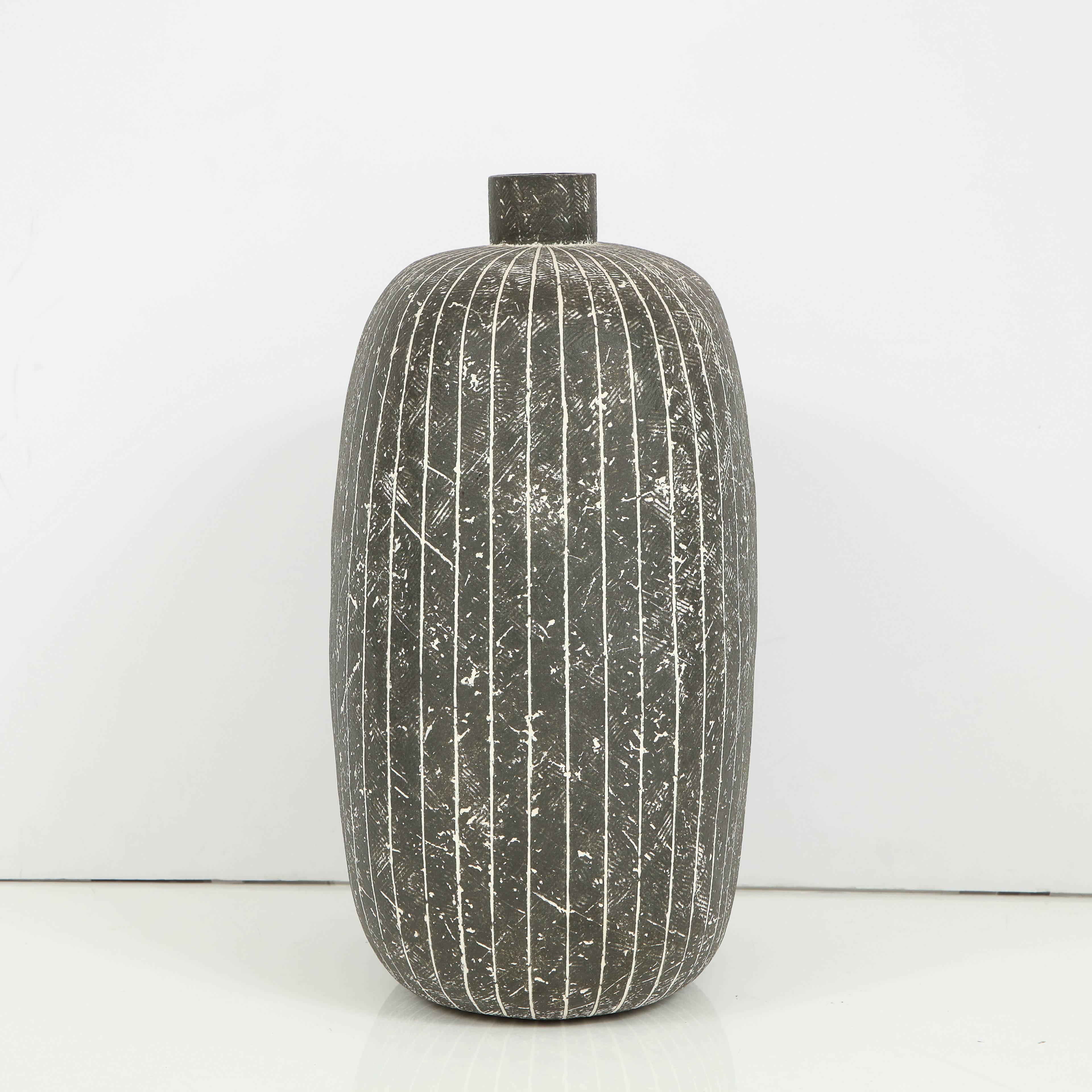 Claude Conover Ceramic Vase Black Incised Signed USA 1970's 1