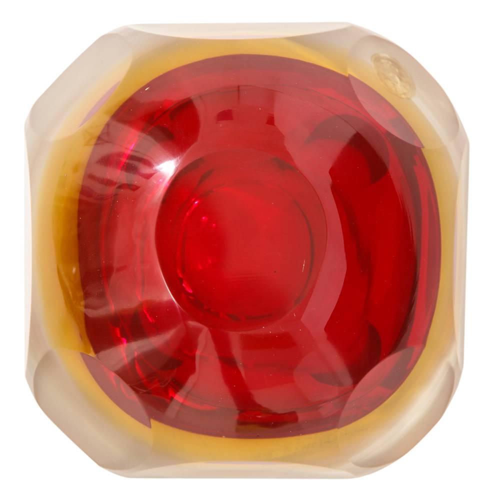 Alessandro Mandruzzato Murano Glass Ashtray Bowl, Sommerso, Faceted, Red, Signed For Sale 1