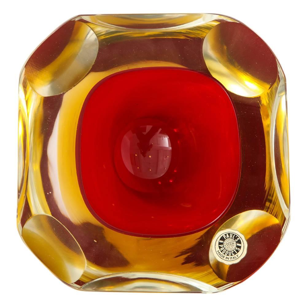 Alessandro Mandruzzato Murano Glass Ashtray Bowl, Sommerso, Faceted, Red, Signed In Good Condition For Sale In New York, NY