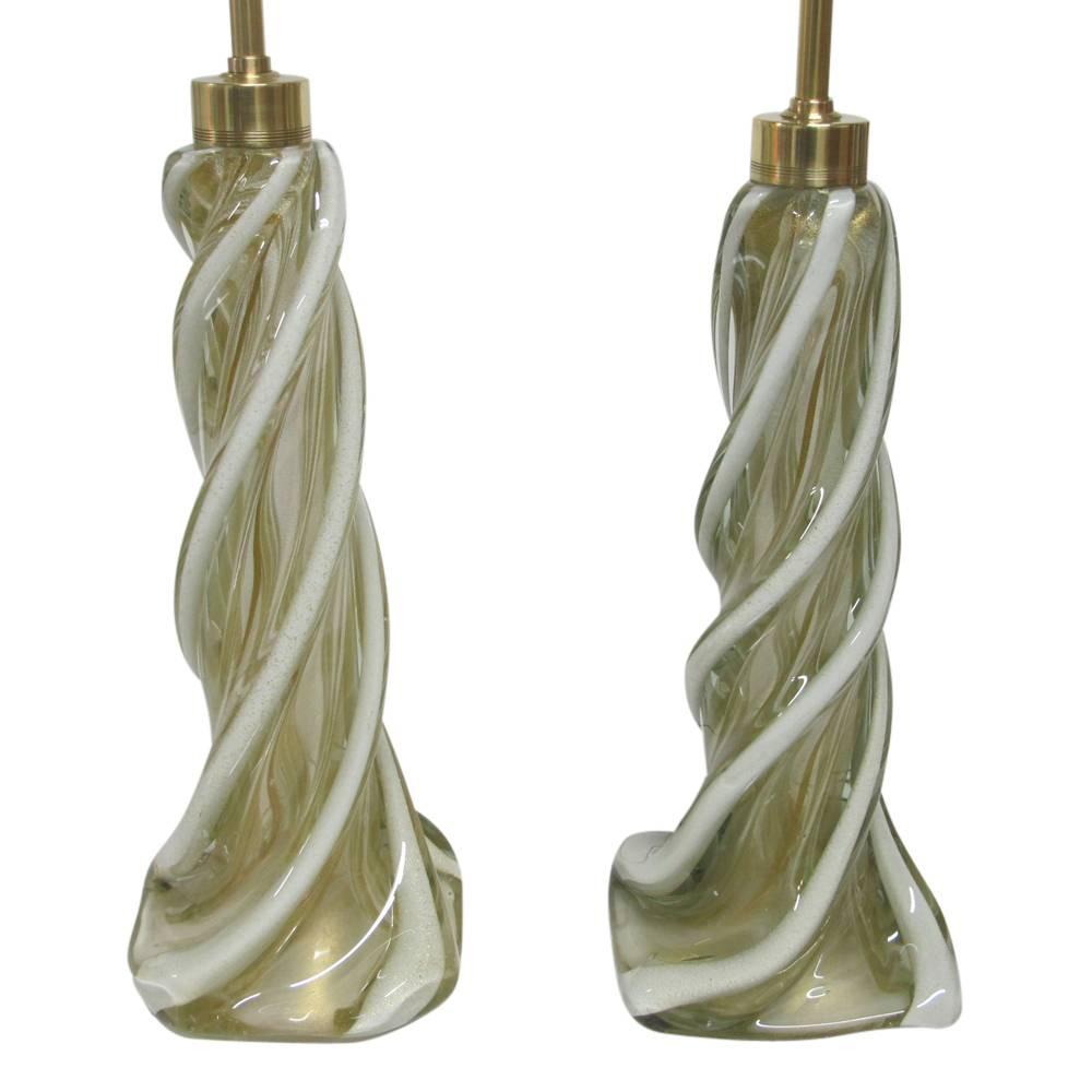 Murano Glass Italian Table Lamps Sculpted Gold White Seguso, Italy, 1960s In Excellent Condition In New York, NY