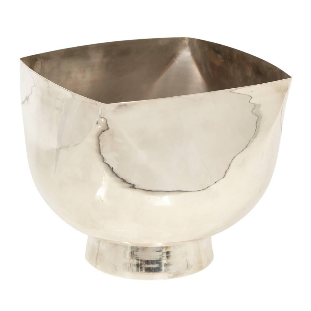 Ward Bennett silver plate bowl signed USA, 1970s. Large-scale deep bowl newly re-plated. Signed Ward Bennett Design on underside. This item does tarnish and will require occasional polishing.
