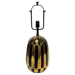 Lampada Bitossi, ceramica, oro metallizzato, strisce nere, firmata