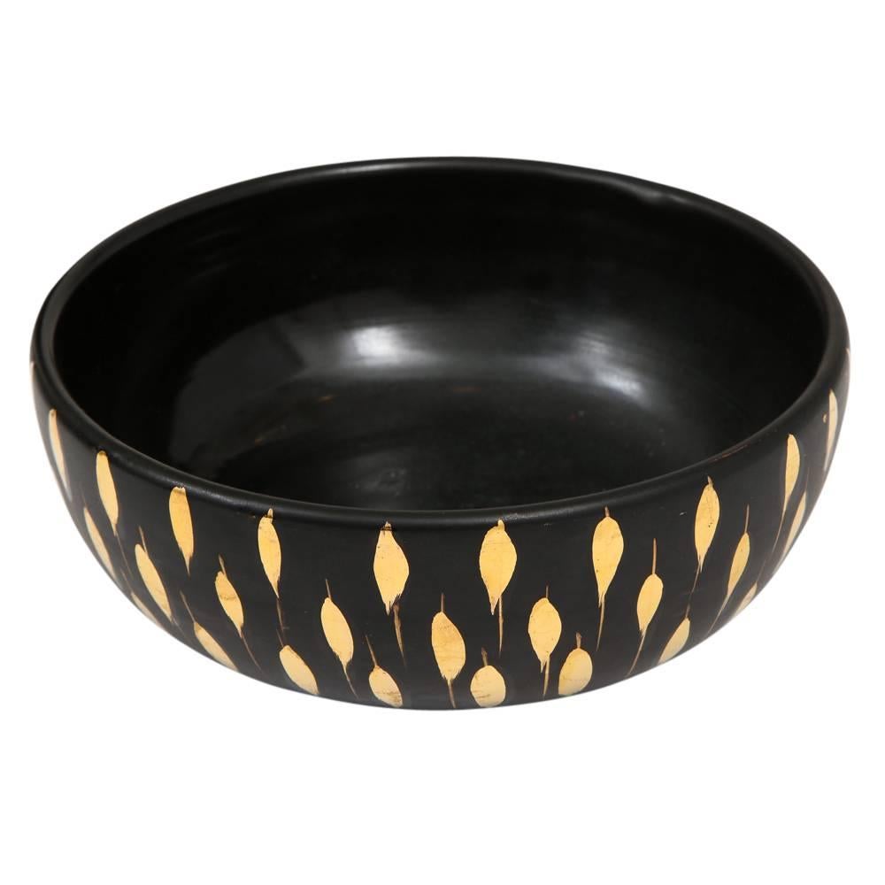 black and gold bowl