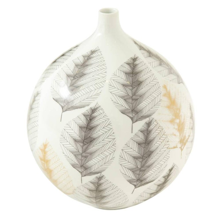 Mid-Century Modern Hutschenreuther Vase, Porcelain, White, Black, Gold, Leaf Pattern, Signed For Sale