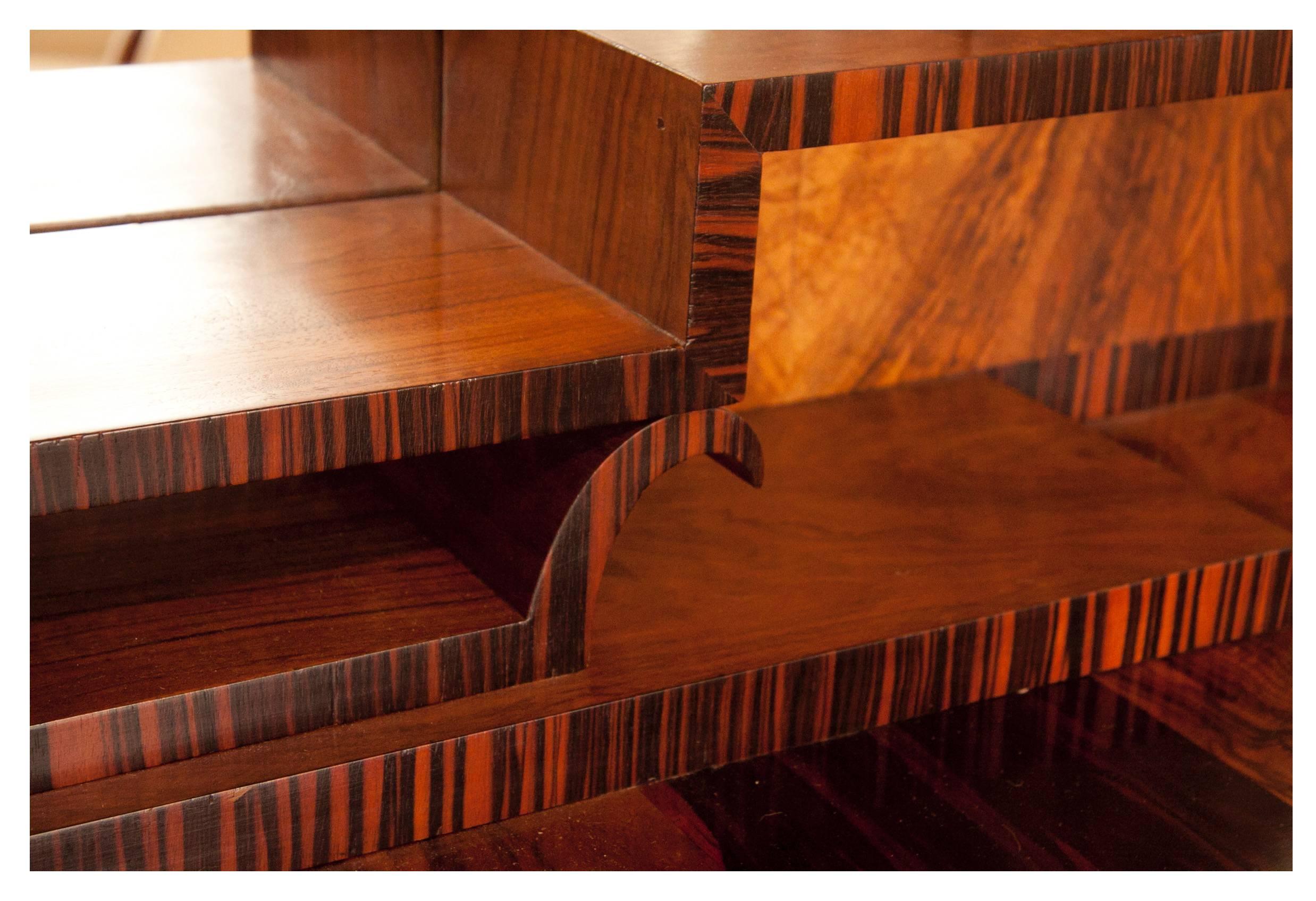 Mid-20th Century Art Deco Sideboard Credenza Spanish Olive wood and Macassar by 0svaldo Borsani 
