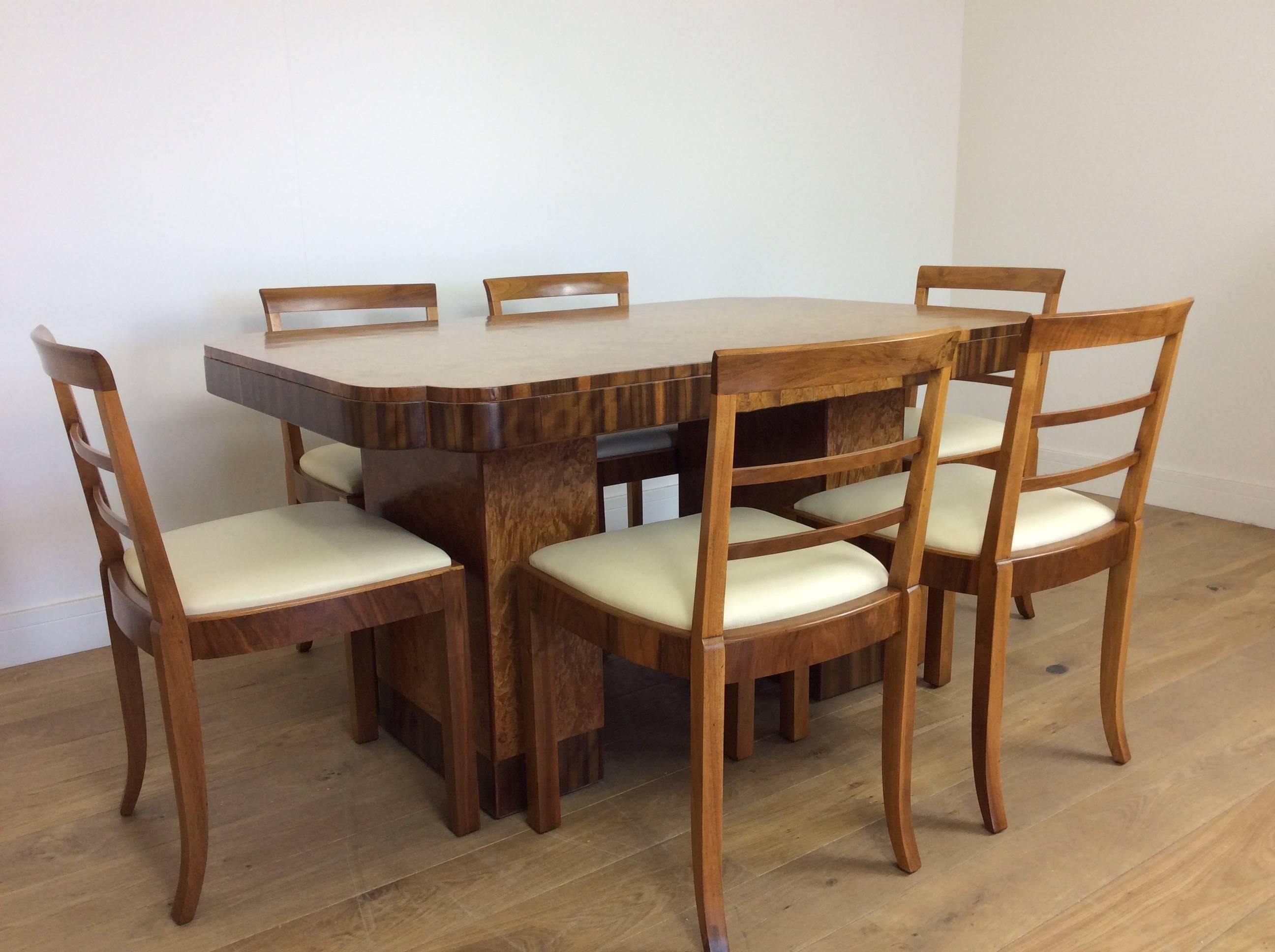 Art Deco Dining Table and Six Chairs In Excellent Condition In London, GB
