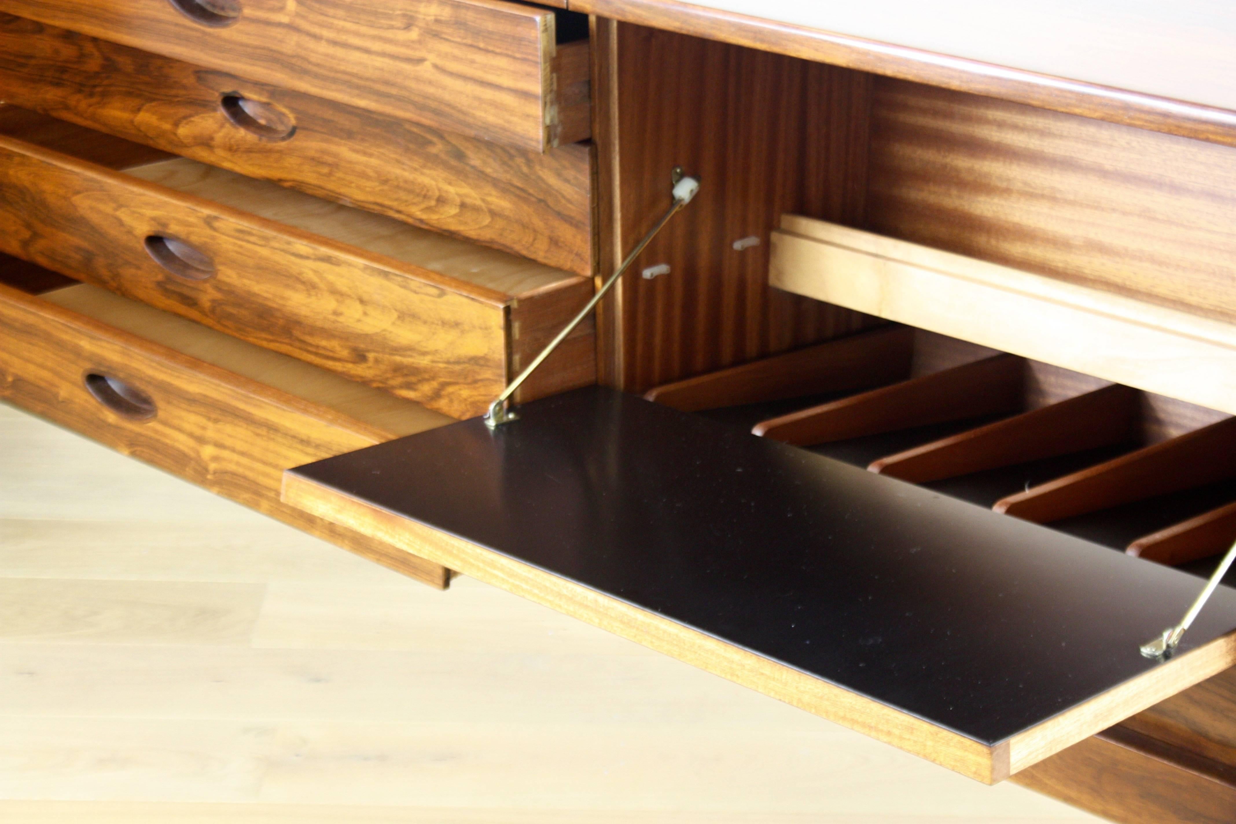 Uniflex Mid-Century Modern Design Rosewood Sideboard Credenza with Bentwood Leg 2