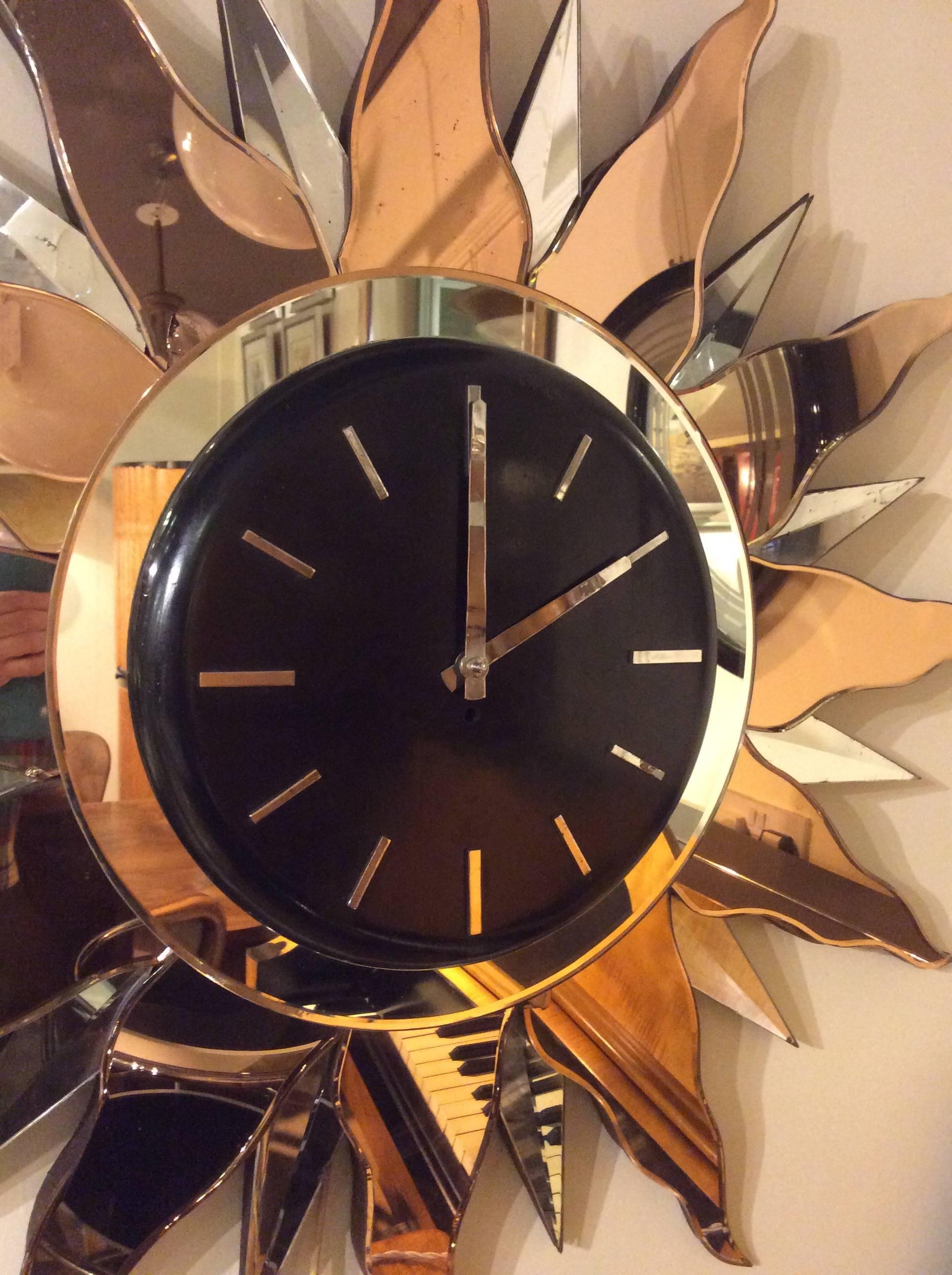 Awesome and Rare Art Deco Clock In Good Condition In London, GB