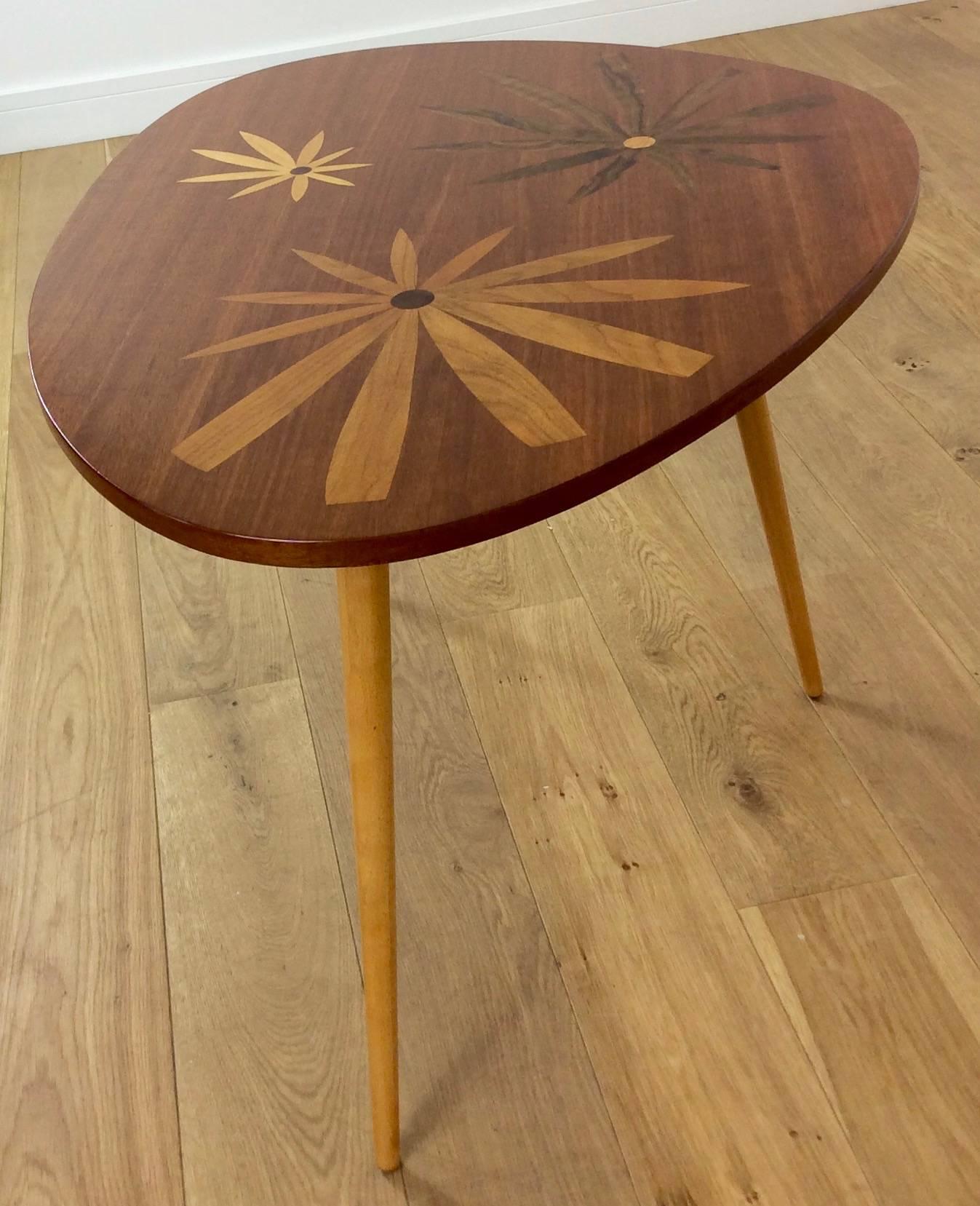 Mid-Century Table with Marquetry Floral Design In Excellent Condition In London, GB