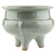 Rare Longquan Celadon Tripod Incense Burner, Song-Yuan Dynasty
