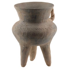 Töpferwaren-Dreibein-Gefäß, Neolithische Periode