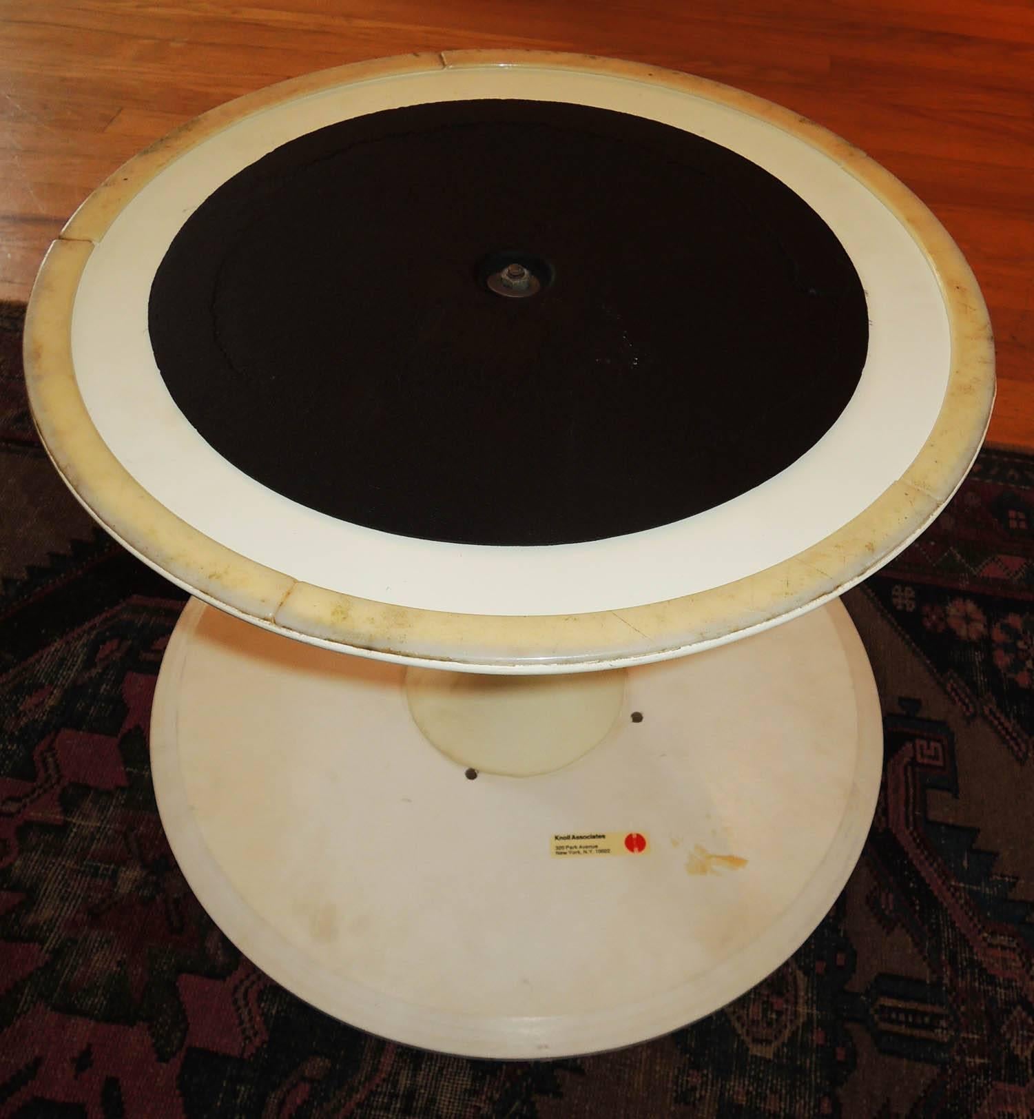 tulip coffee table round