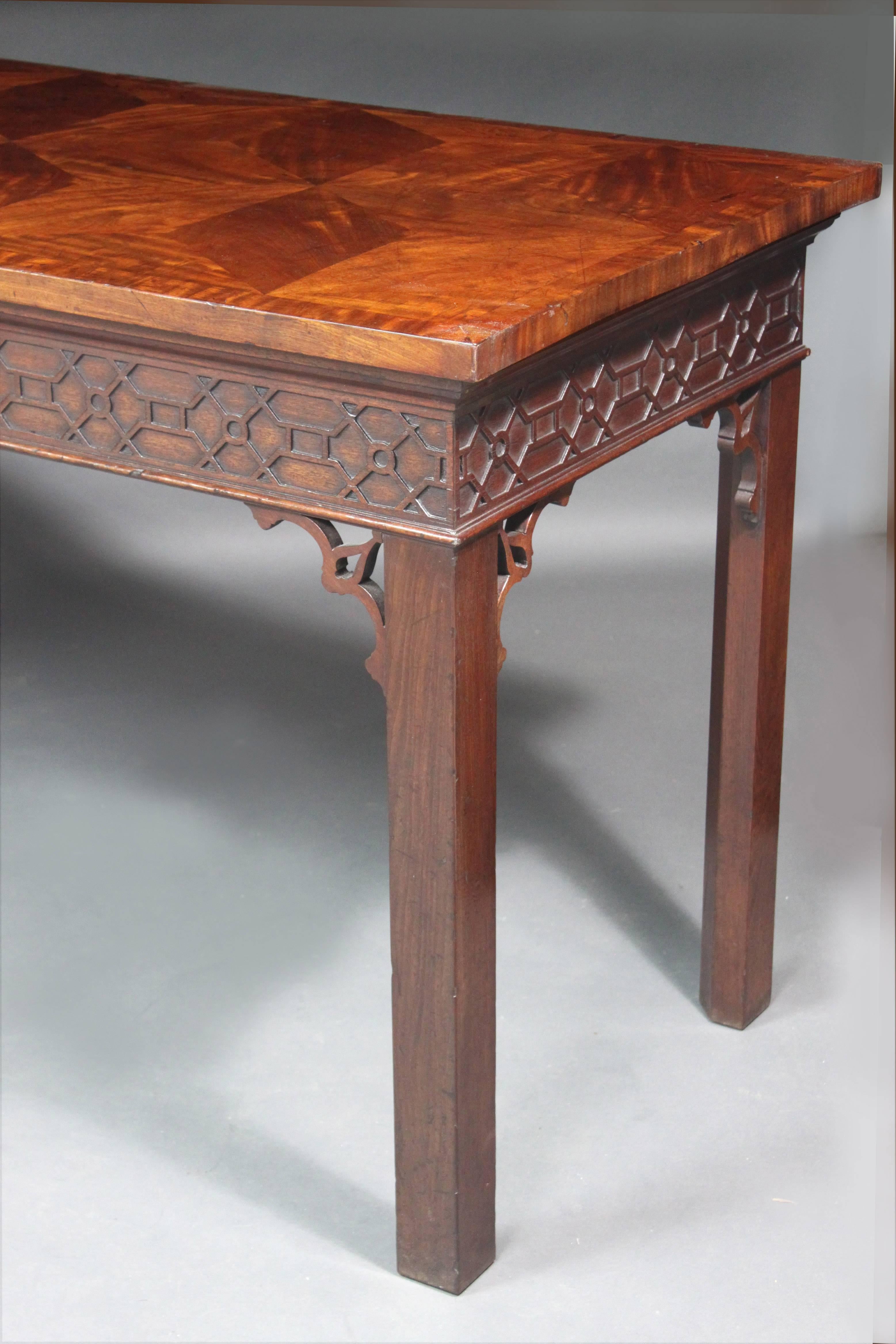 Chippendale Serving Table with a Parquetry Top In Good Condition For Sale In Bradford-on-Avon, Wiltshire