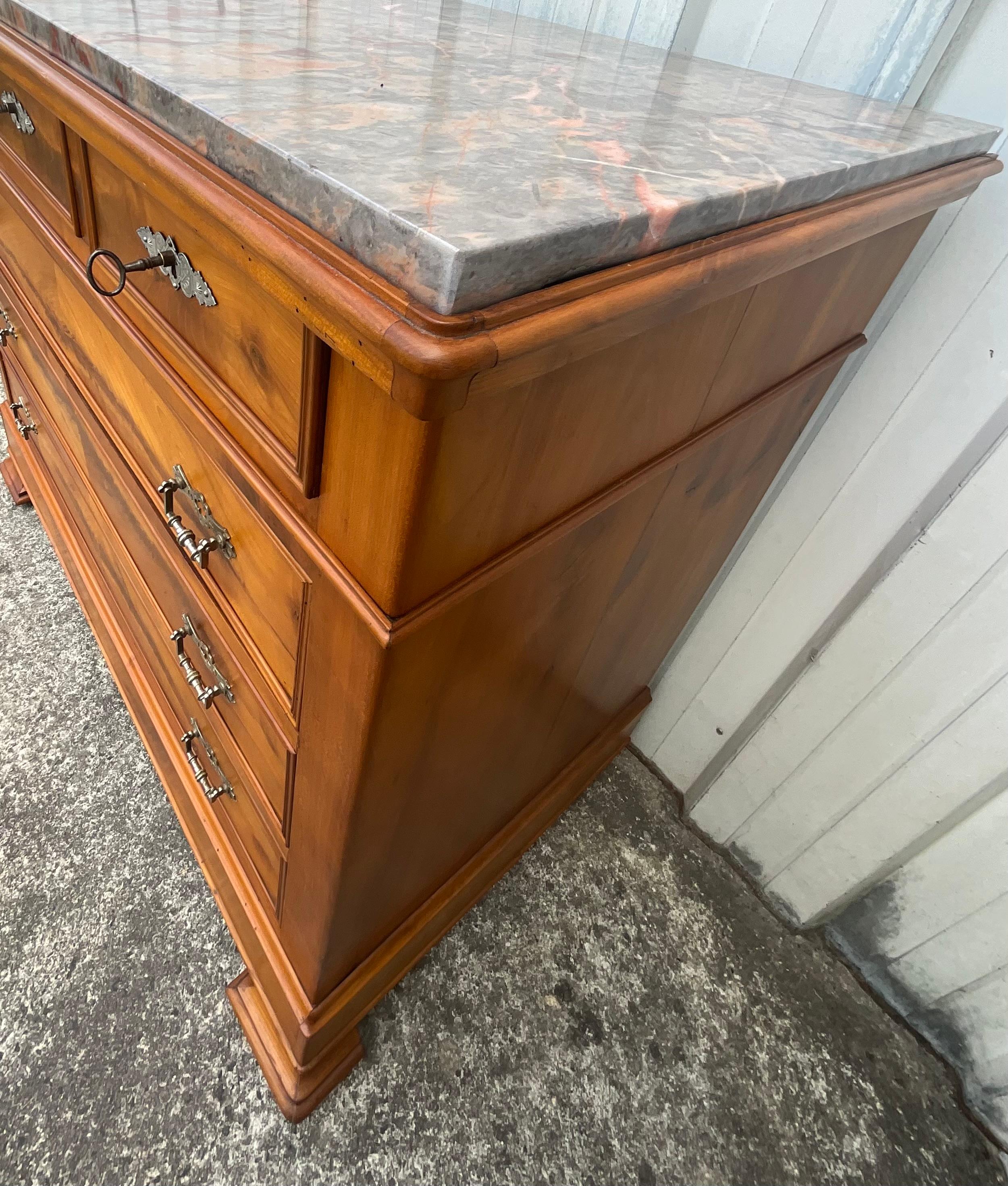 Louis-Philippe Chest of Drawers in Cherry Burl with Marble Top, Circa 1890 For Sale 2